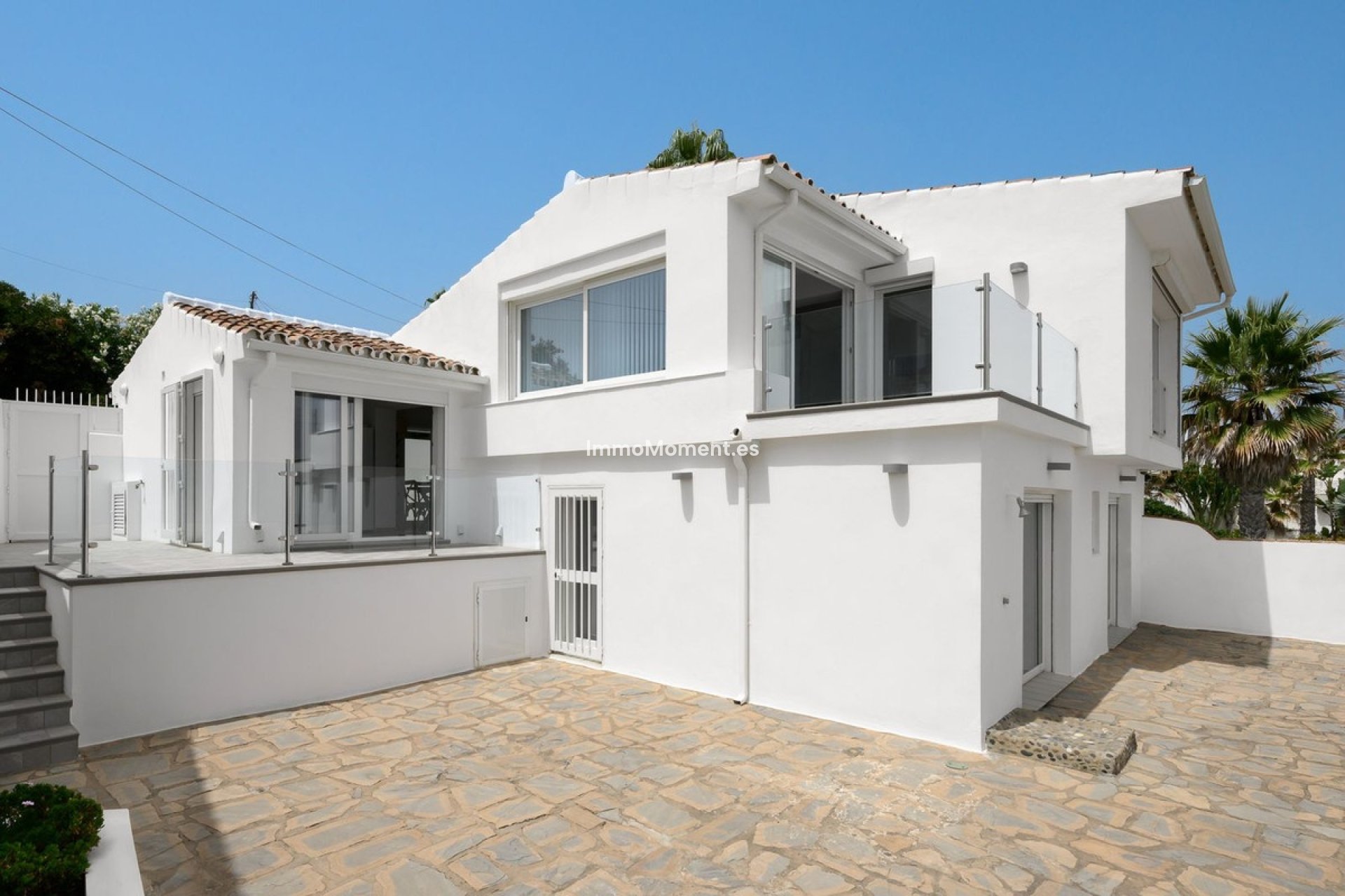 Resale - Detached villa - Estepona - Estepona Centro