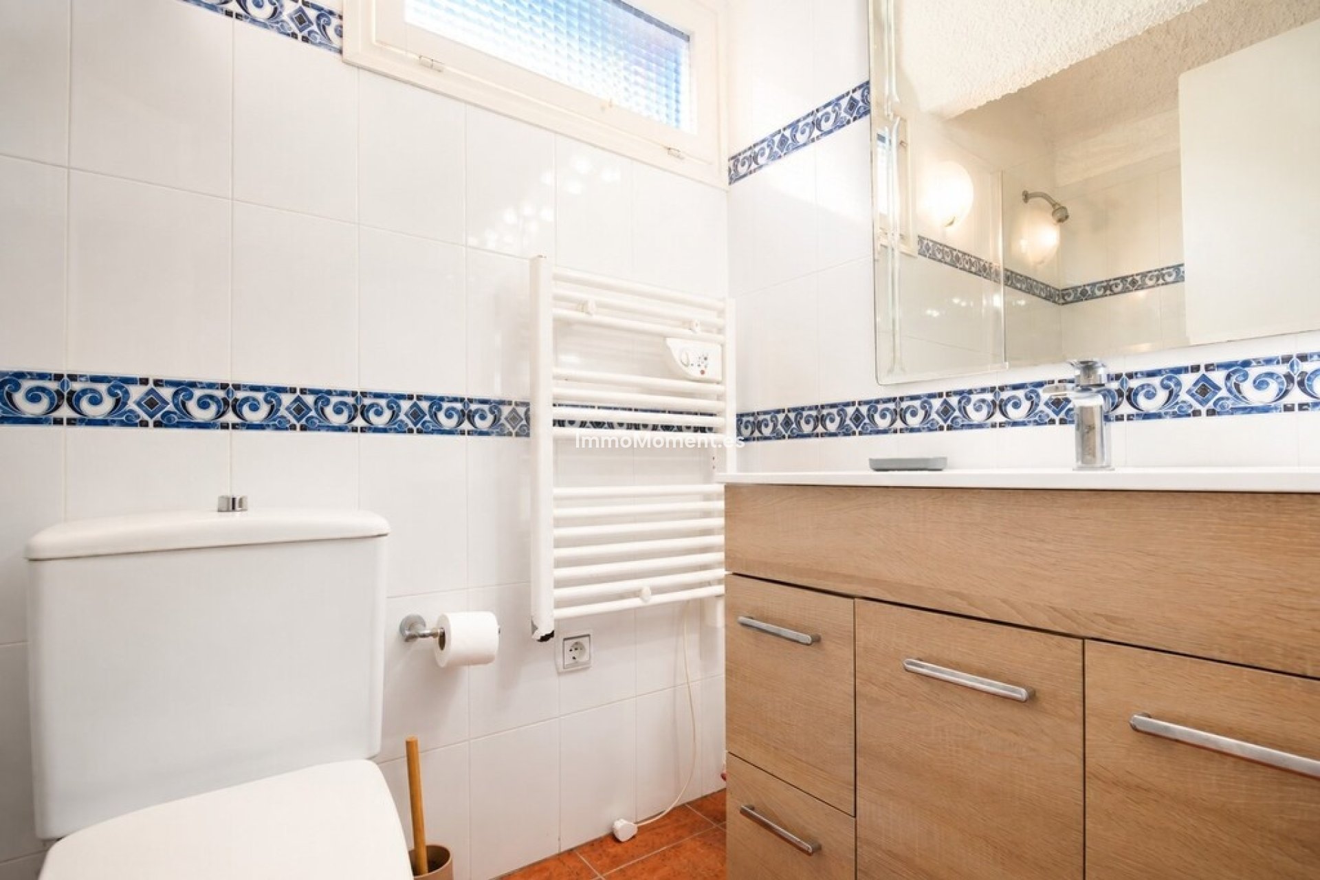 Resale - Detached villa - Estepona - Estepona Centro