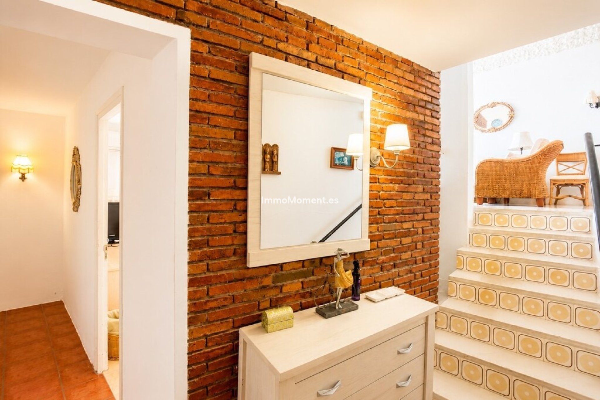 Resale - Detached villa - Estepona - Estepona Centro