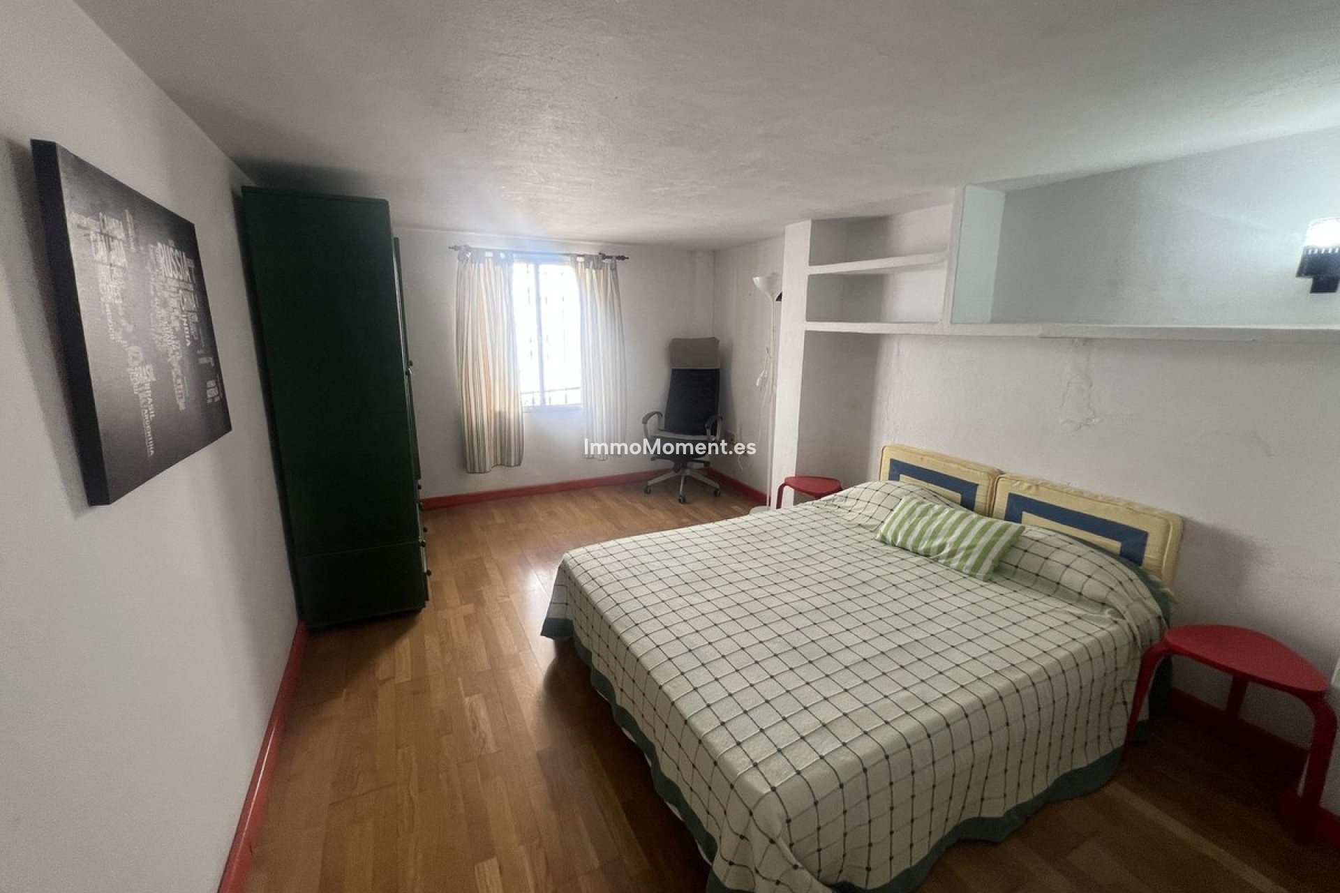 Resale - Detached villa - Estepona - Estepona Centro