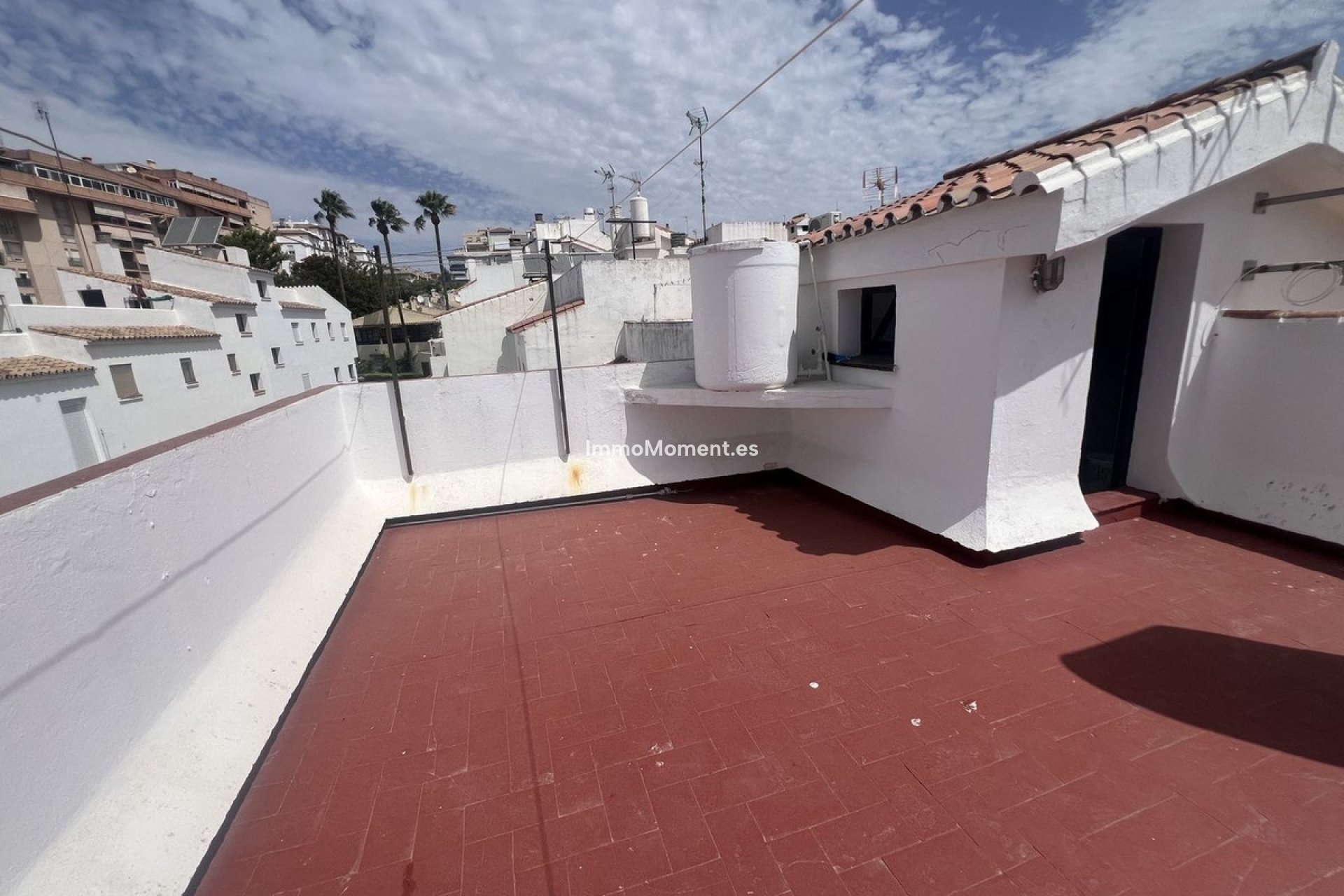 Resale - Detached villa - Estepona - Estepona Centro