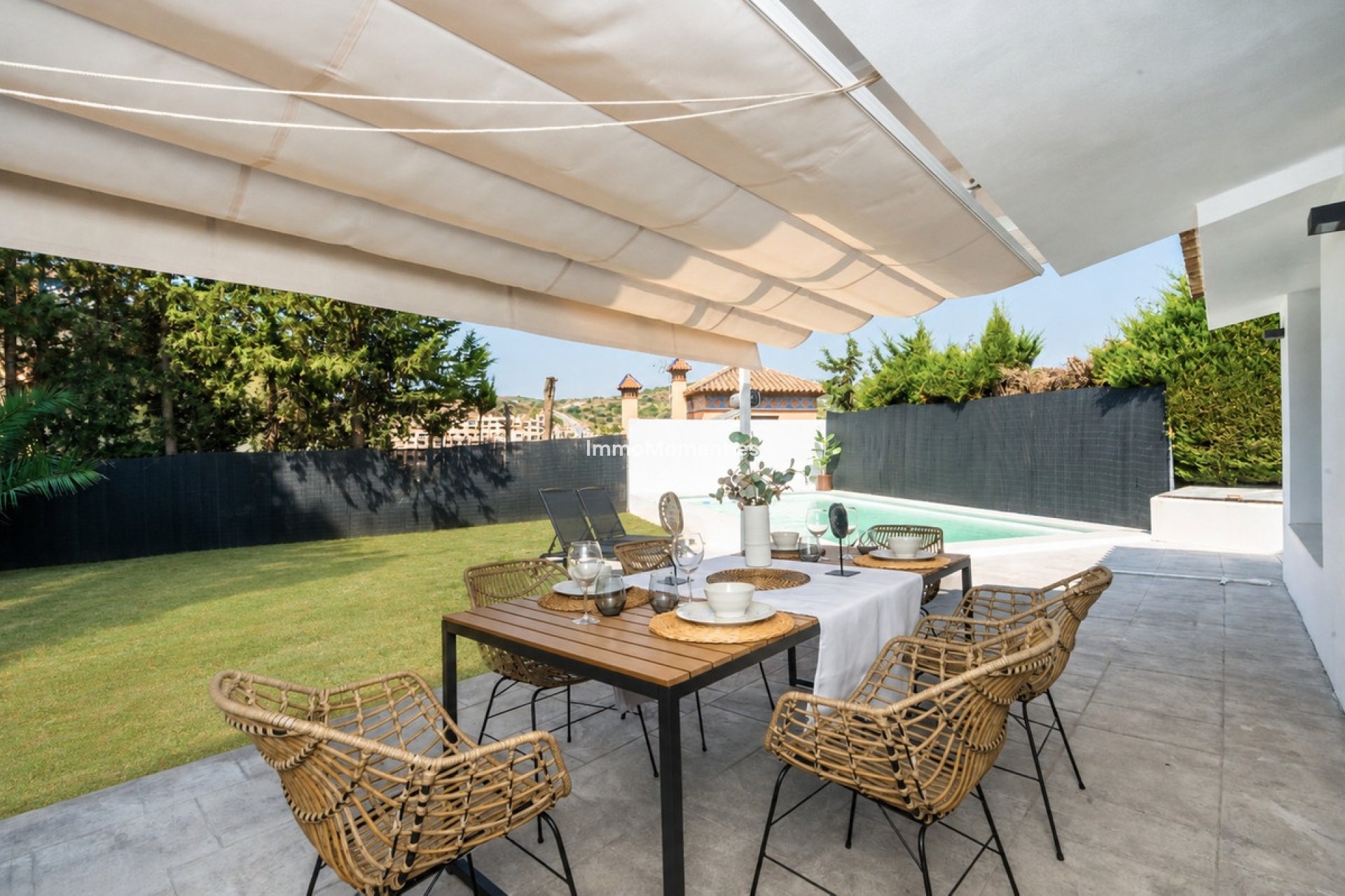 Resale - Detached villa - Estepona - Estepona Centro