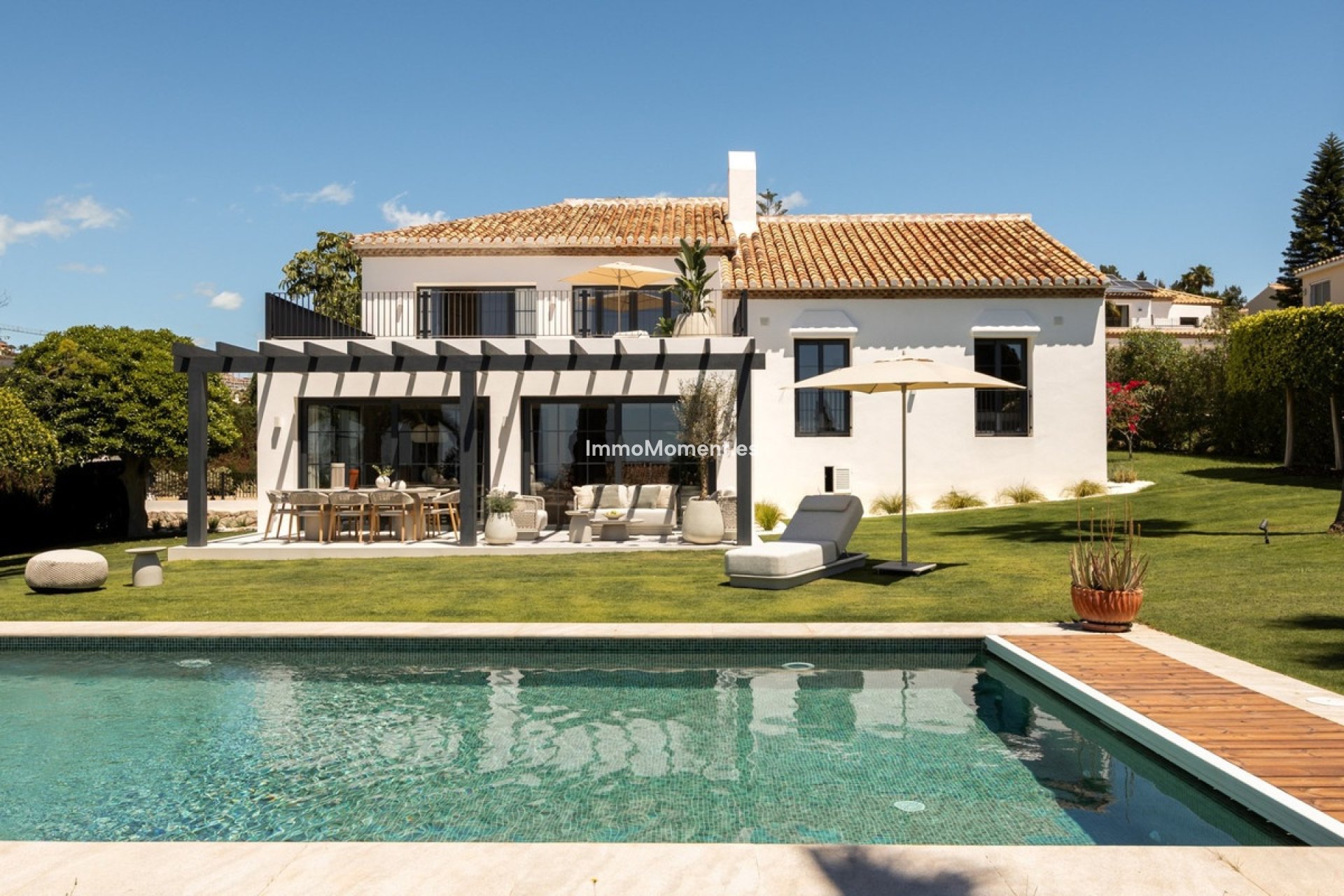 Resale - Detached villa - Estepona - Estepona Centro