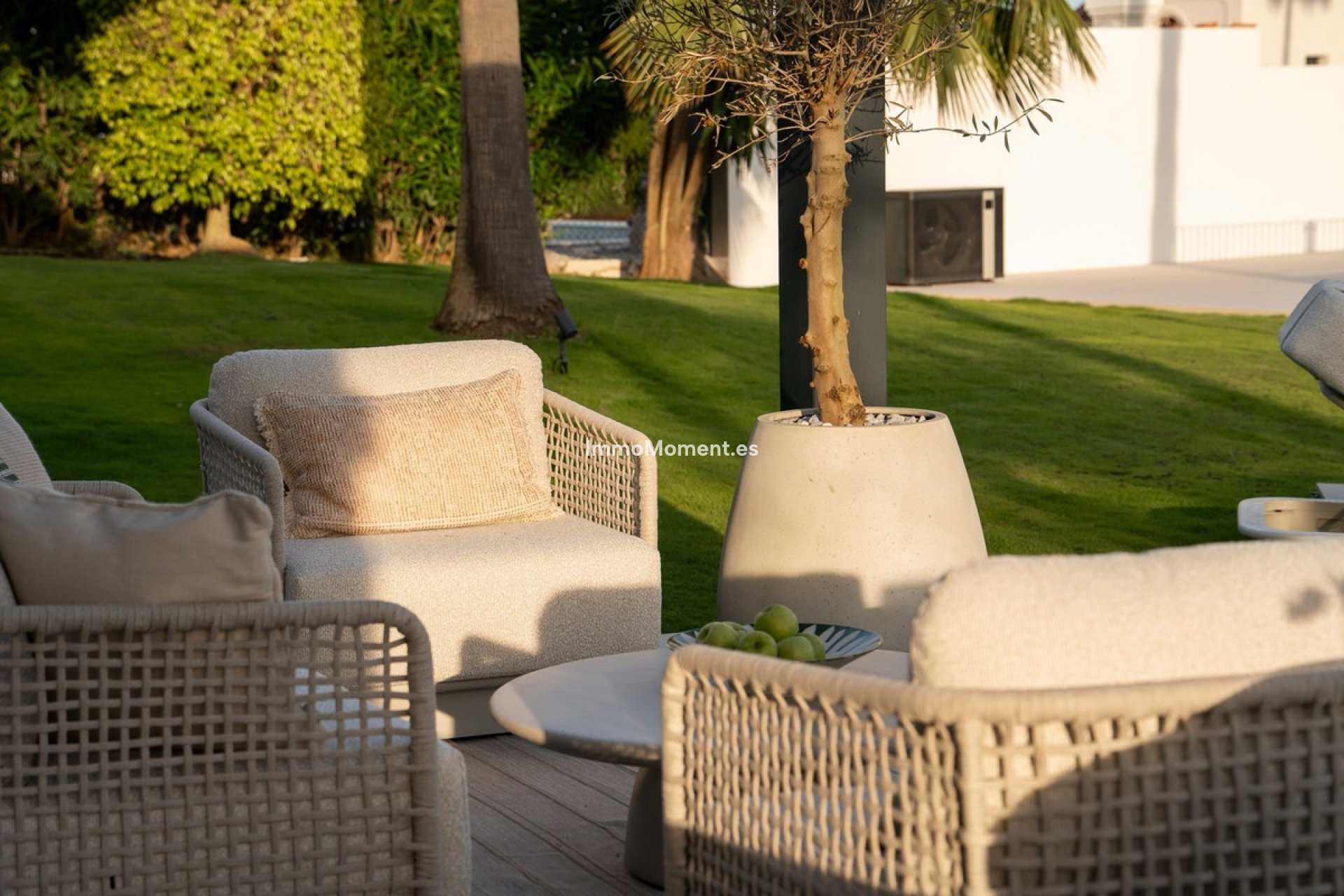 Resale - Detached villa - Estepona - Estepona Centro