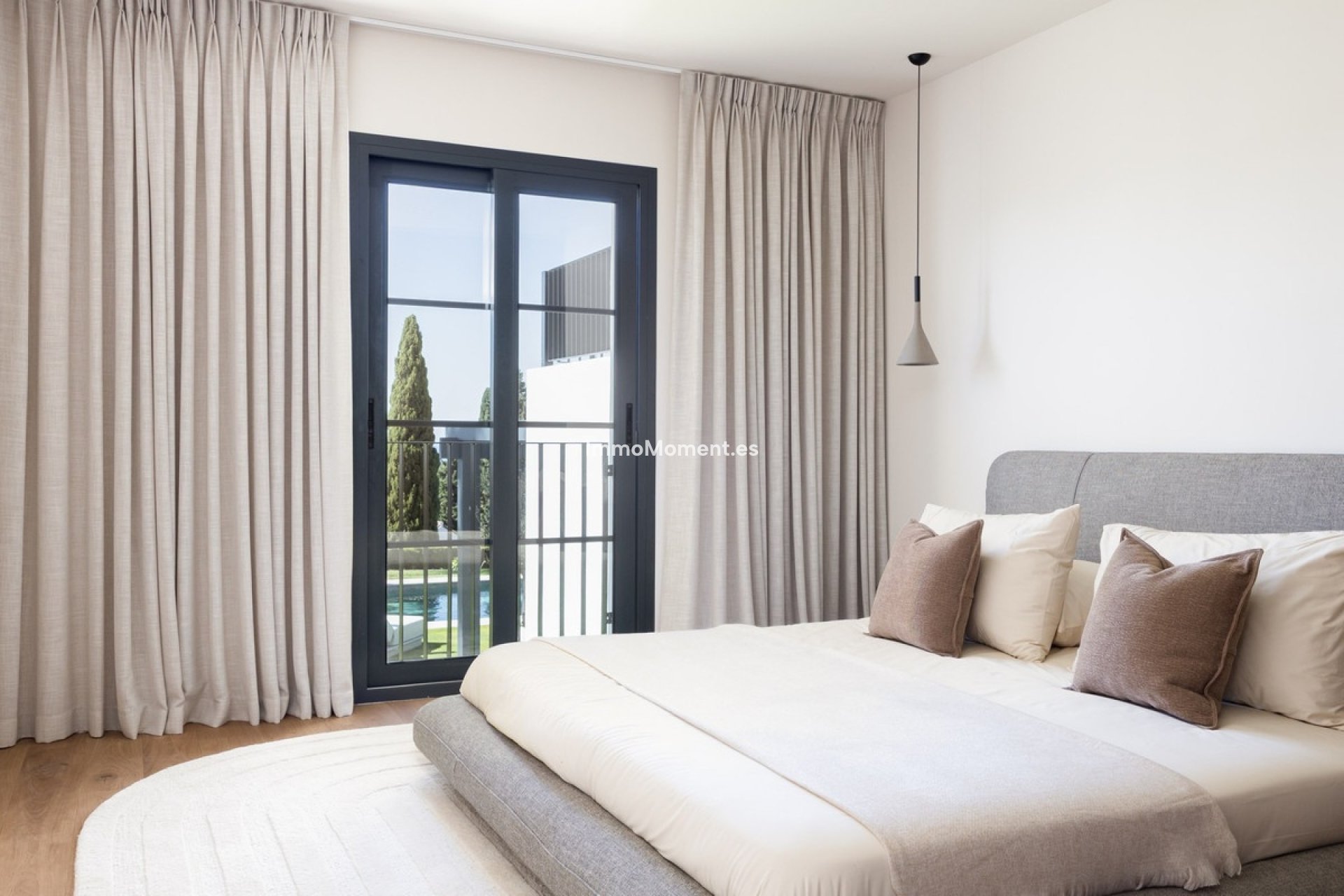 Resale - Detached villa - Estepona - Estepona Centro