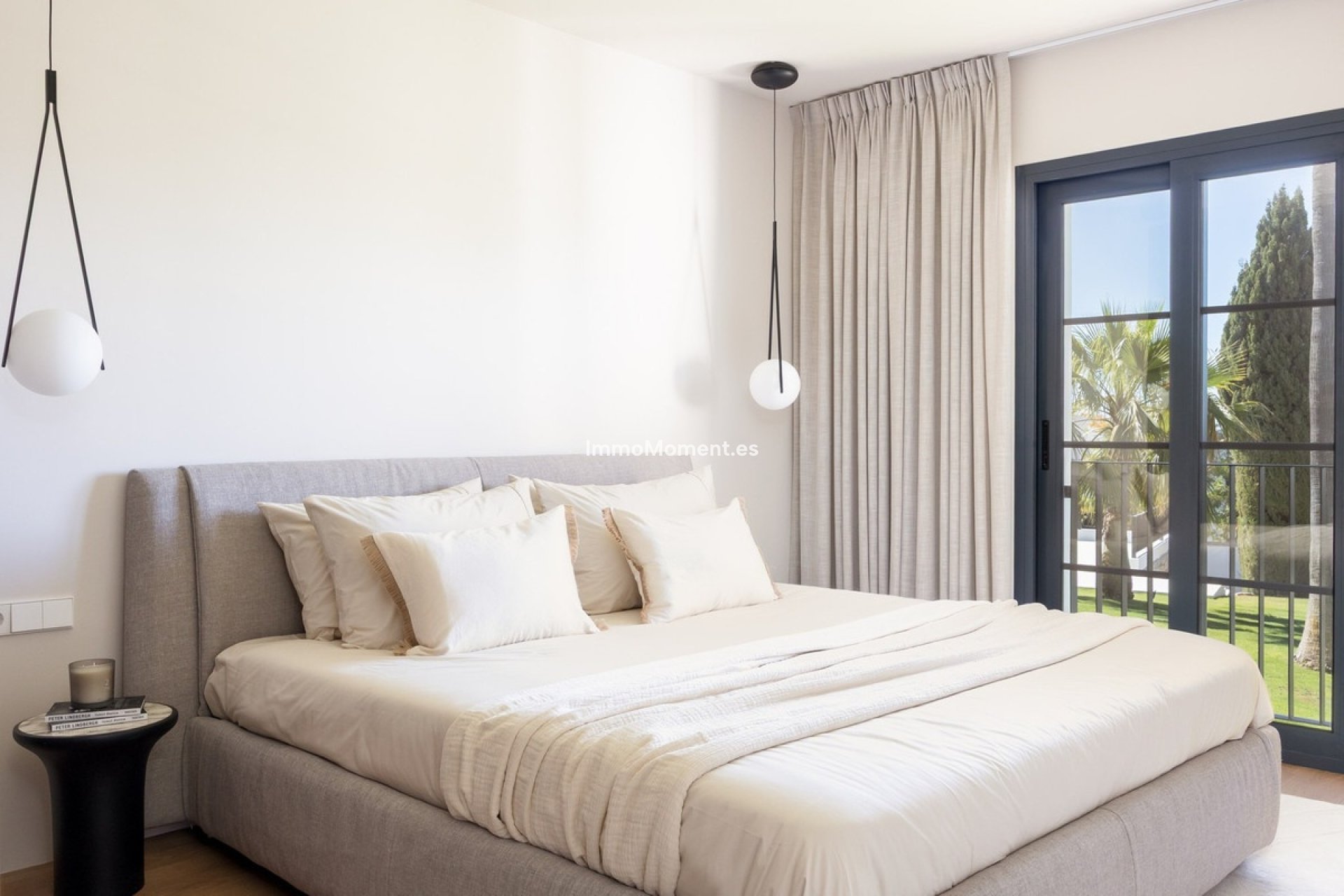 Resale - Detached villa - Estepona - Estepona Centro