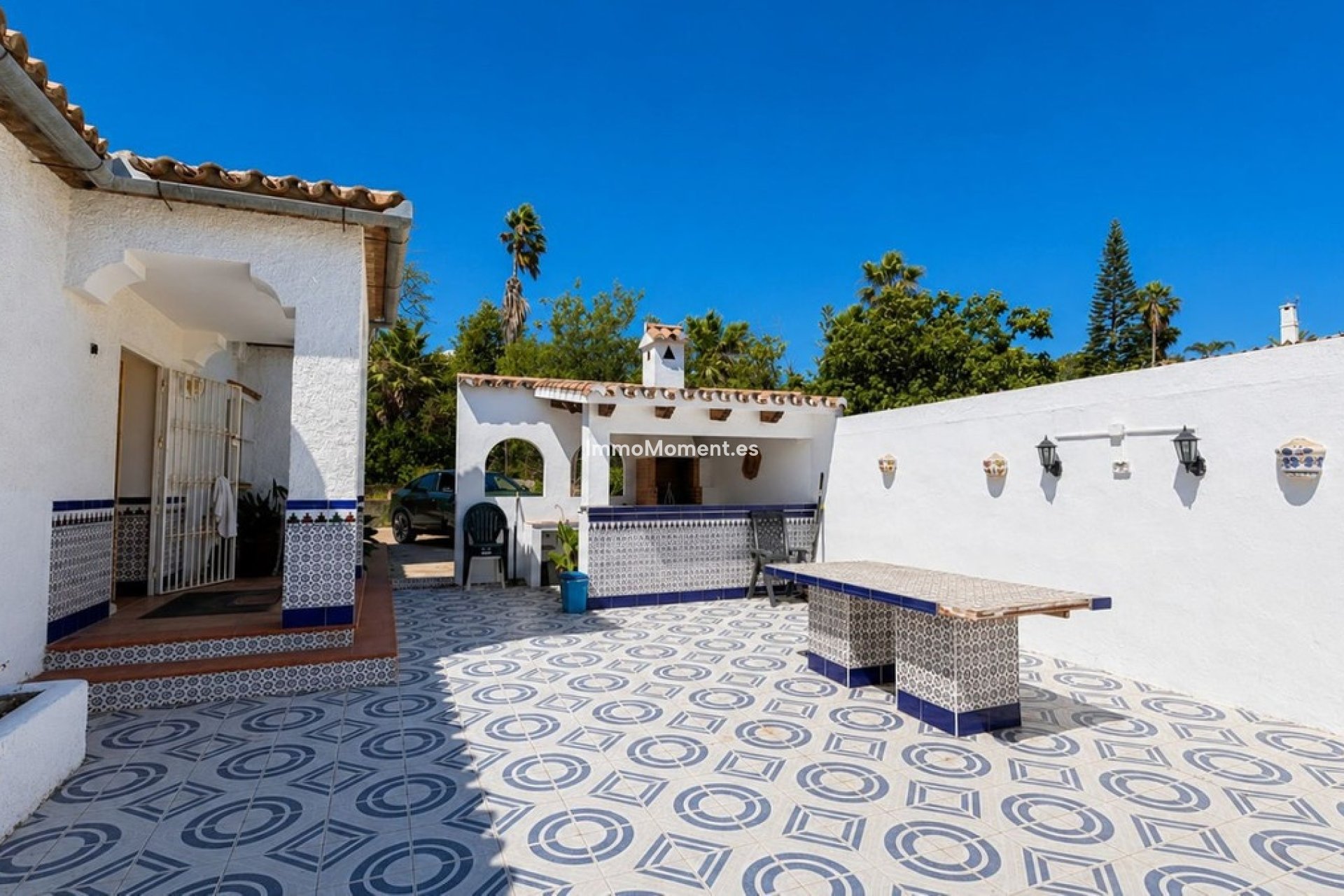 Resale - Detached villa - Estepona - Estepona Centro
