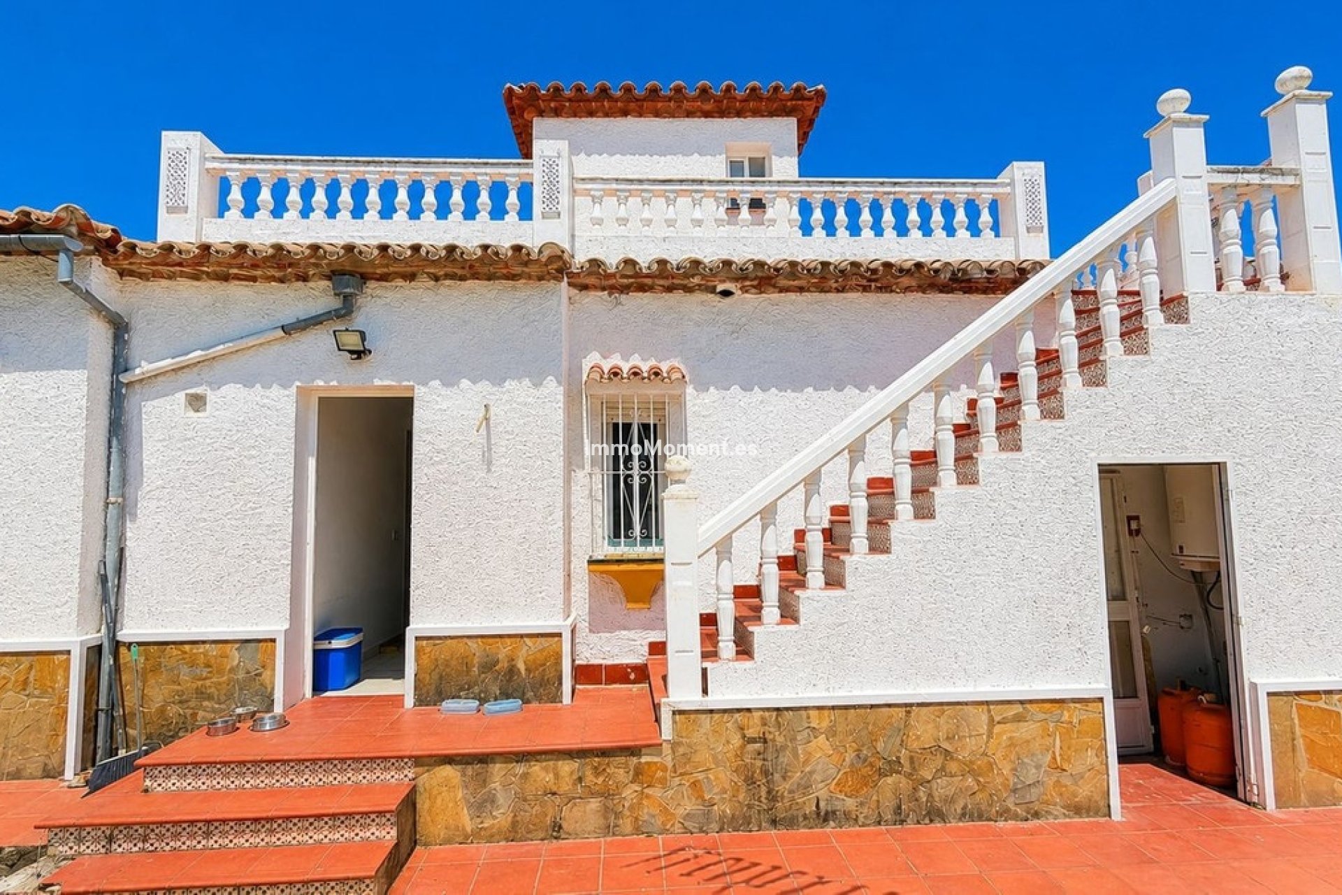 Resale - Detached villa - Estepona - Estepona Centro