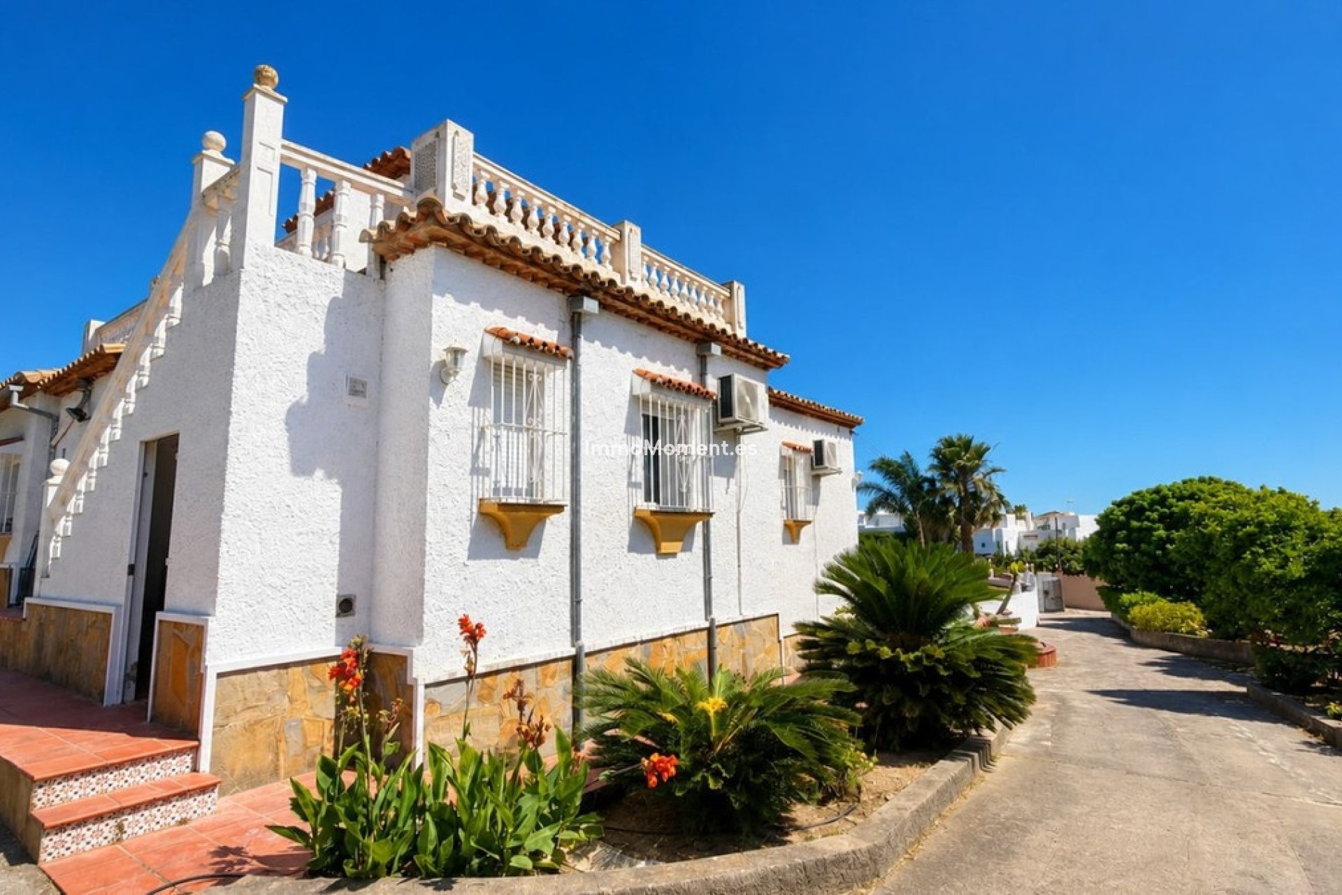 Resale - Detached villa - Estepona - Estepona Centro