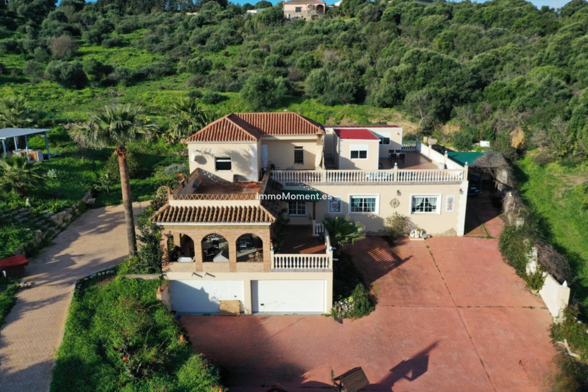 Resale - Detached villa - Estepona - Estepona Centro