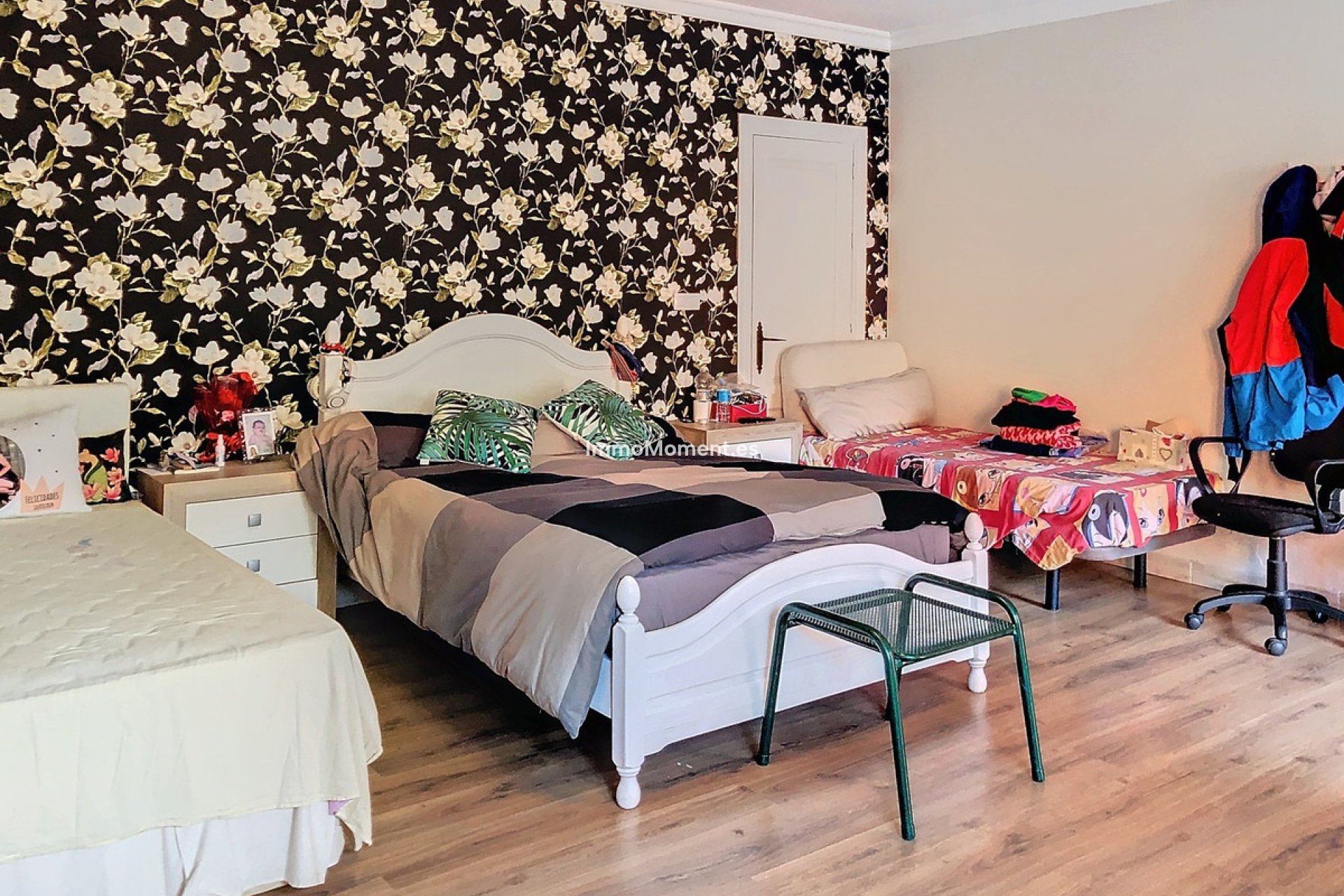 Resale - Detached villa - Estepona - Estepona Centro