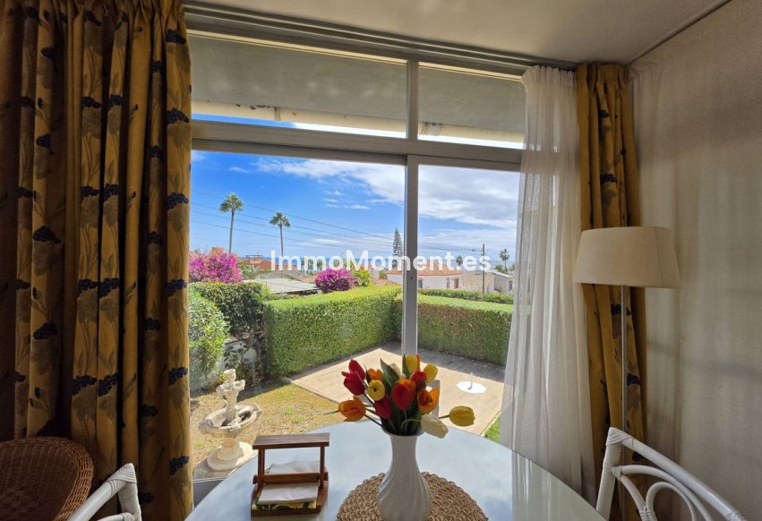 Resale - Detached villa - Estepona - Estepona Centro