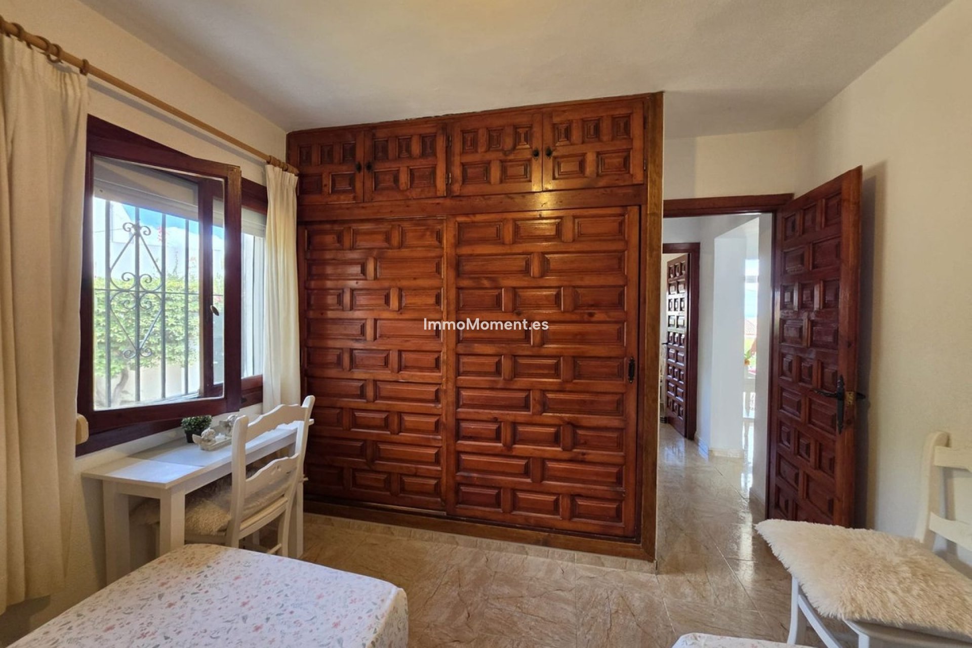 Resale - Detached villa - Estepona - Estepona Centro