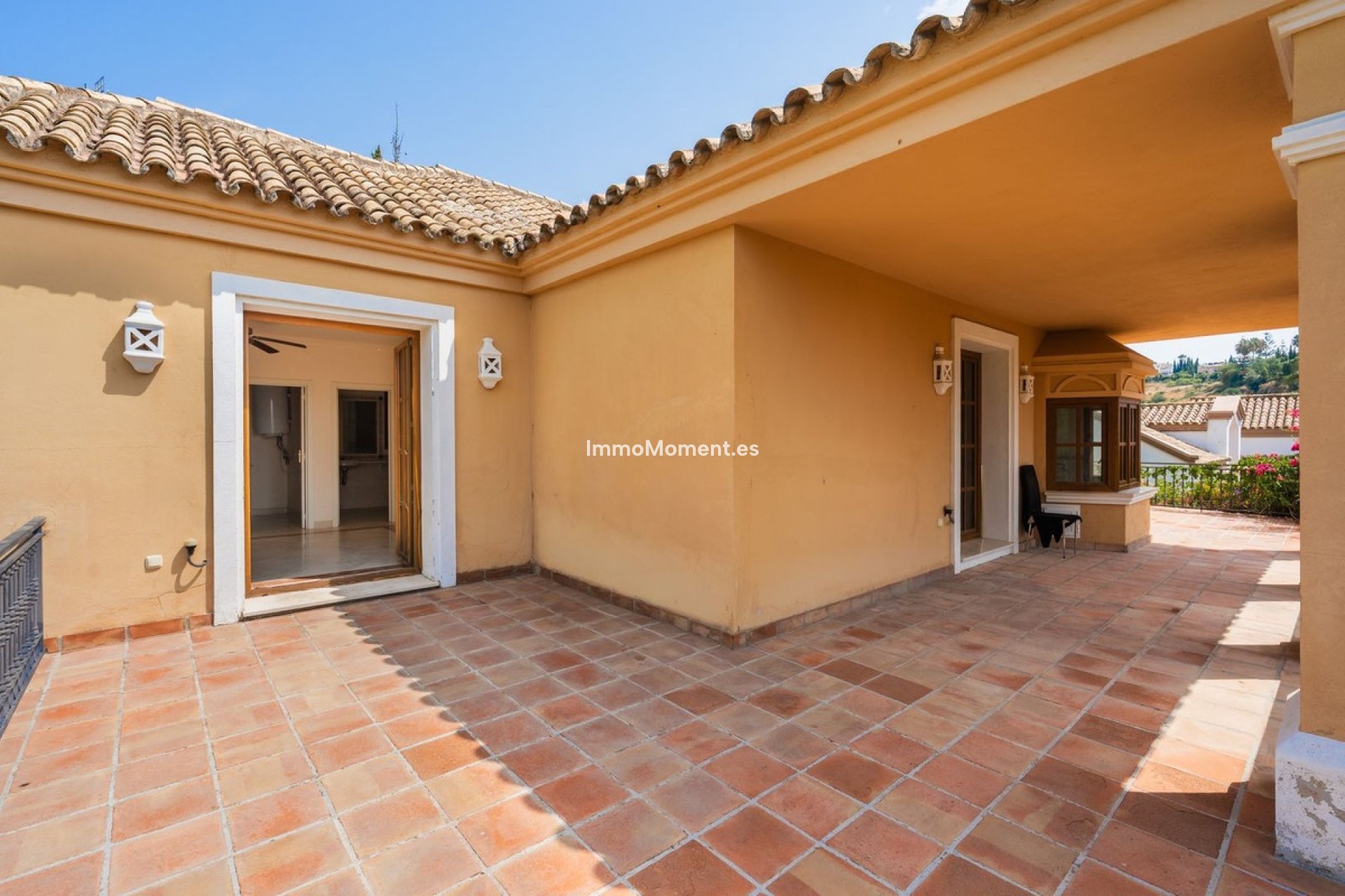 Resale - Detached villa - Estepona - Estepona Centro