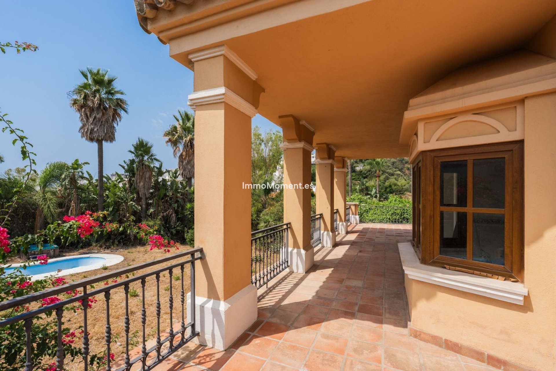 Resale - Detached villa - Estepona - Estepona Centro