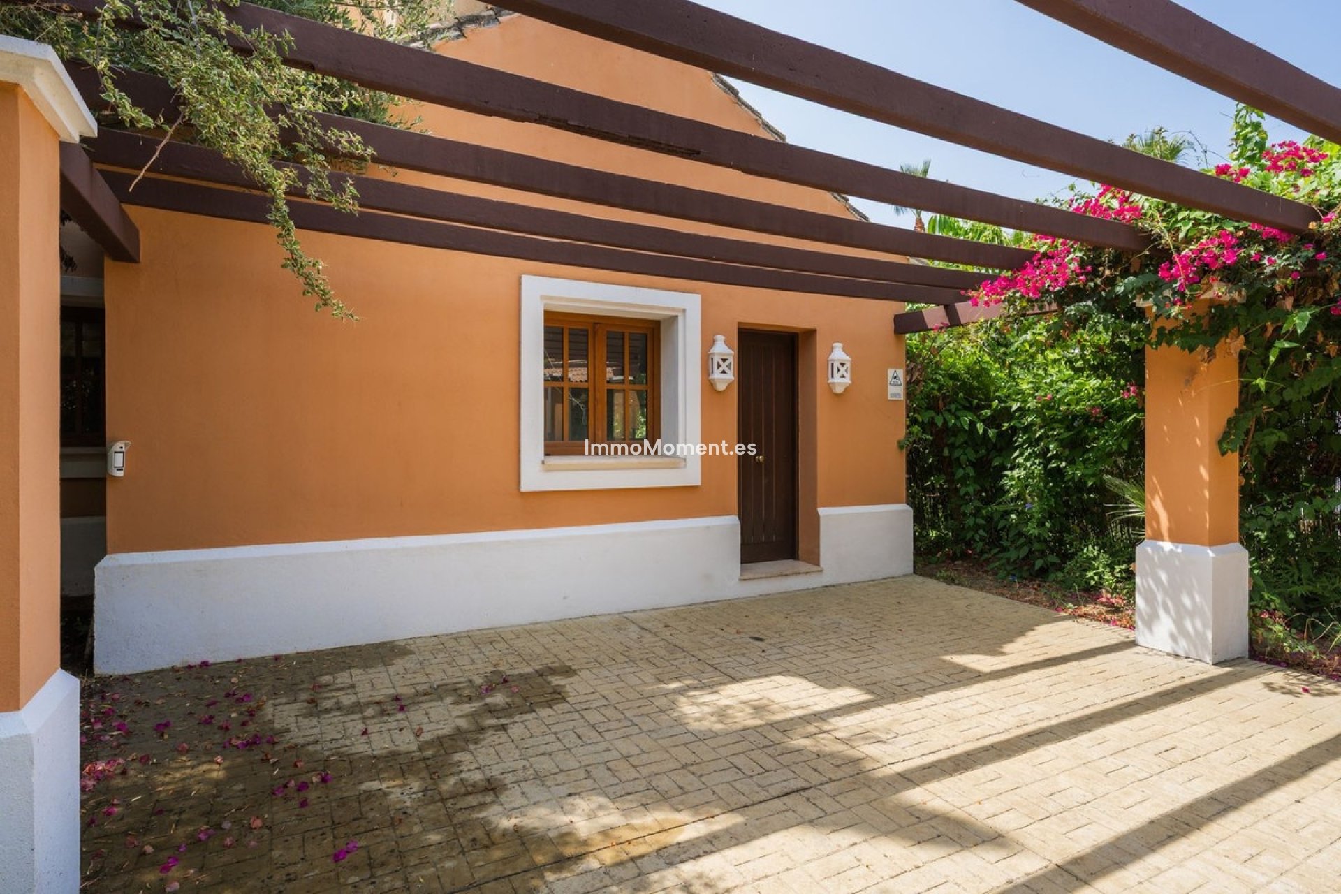 Resale - Detached villa - Estepona - Estepona Centro