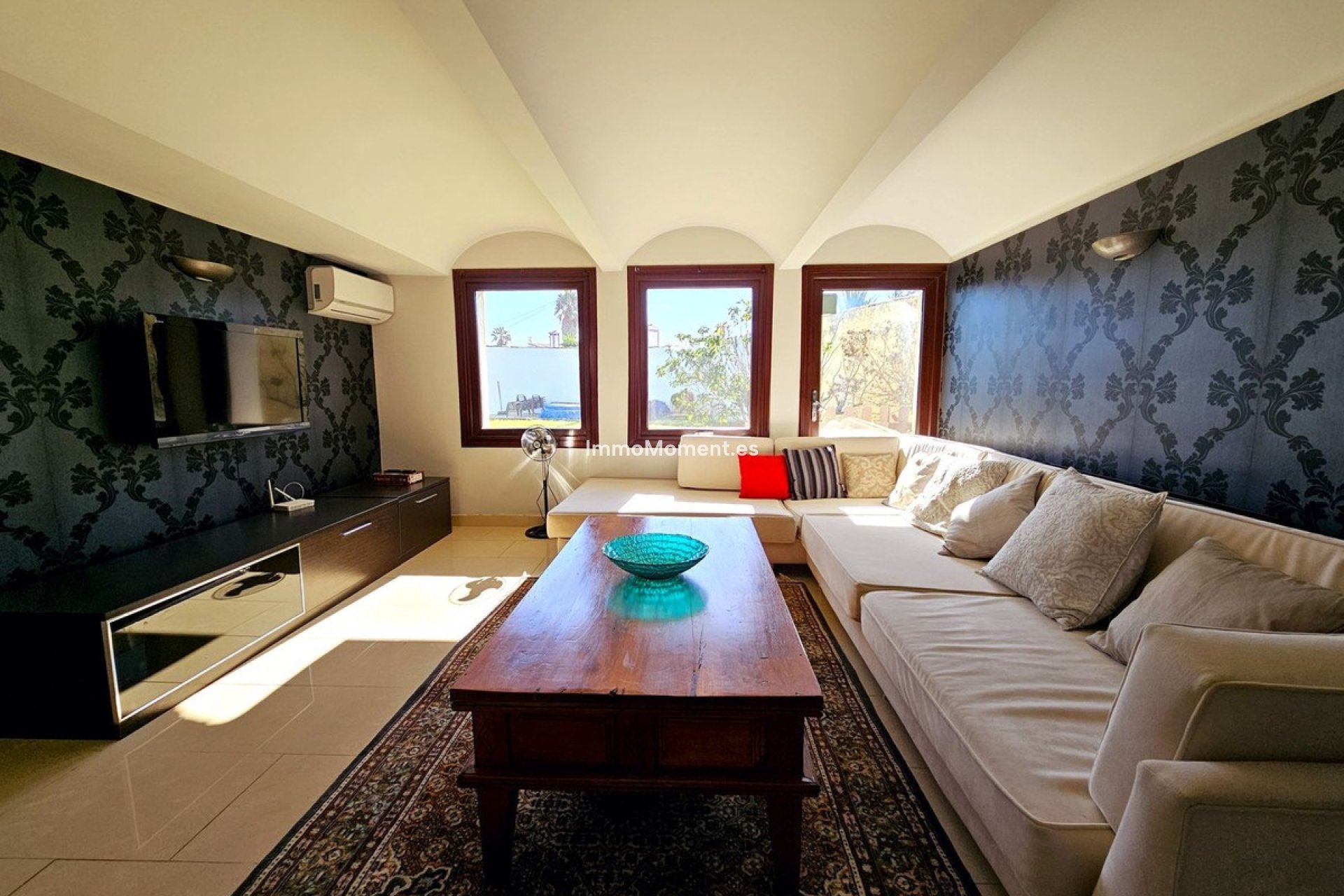 Resale - Detached villa - Estepona - Estepona Centro