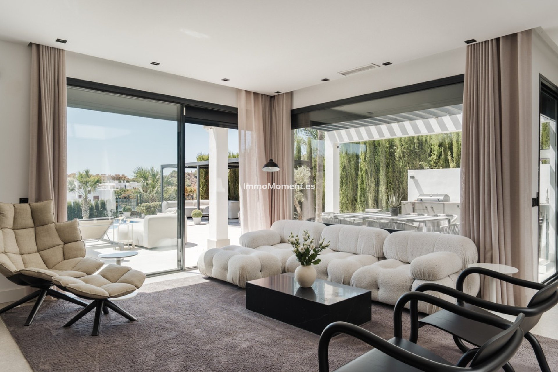 Resale - Detached villa - Estepona - Estepona Centro