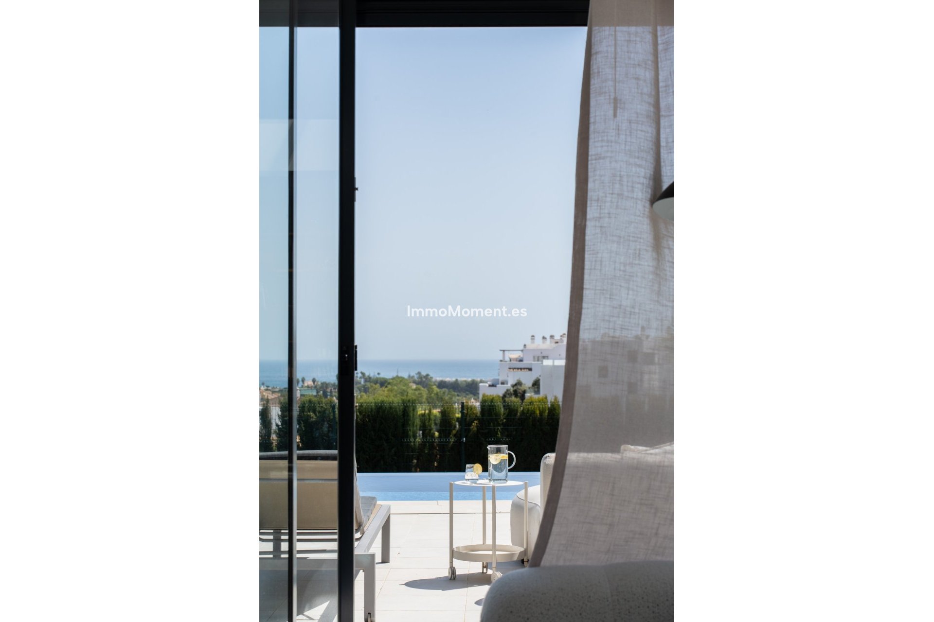 Resale - Detached villa - Estepona - Estepona Centro