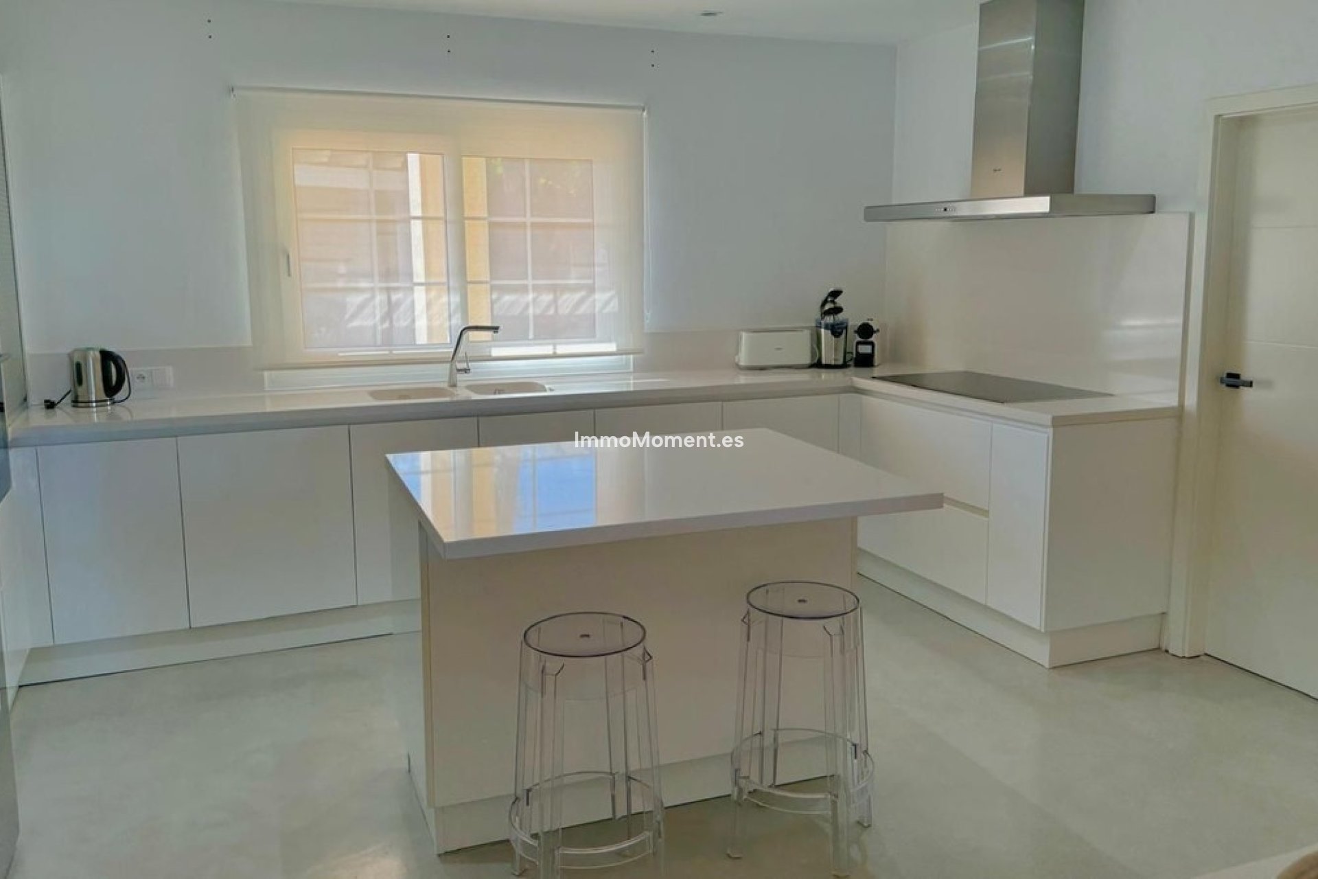 Resale - Detached villa - Estepona - Estepona Centro