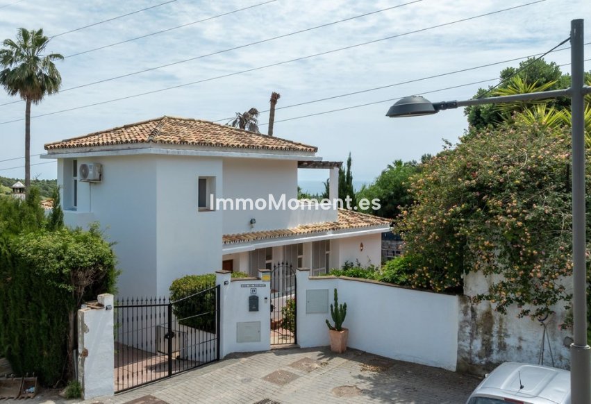 Resale - Detached villa - Estepona - Estepona Centro