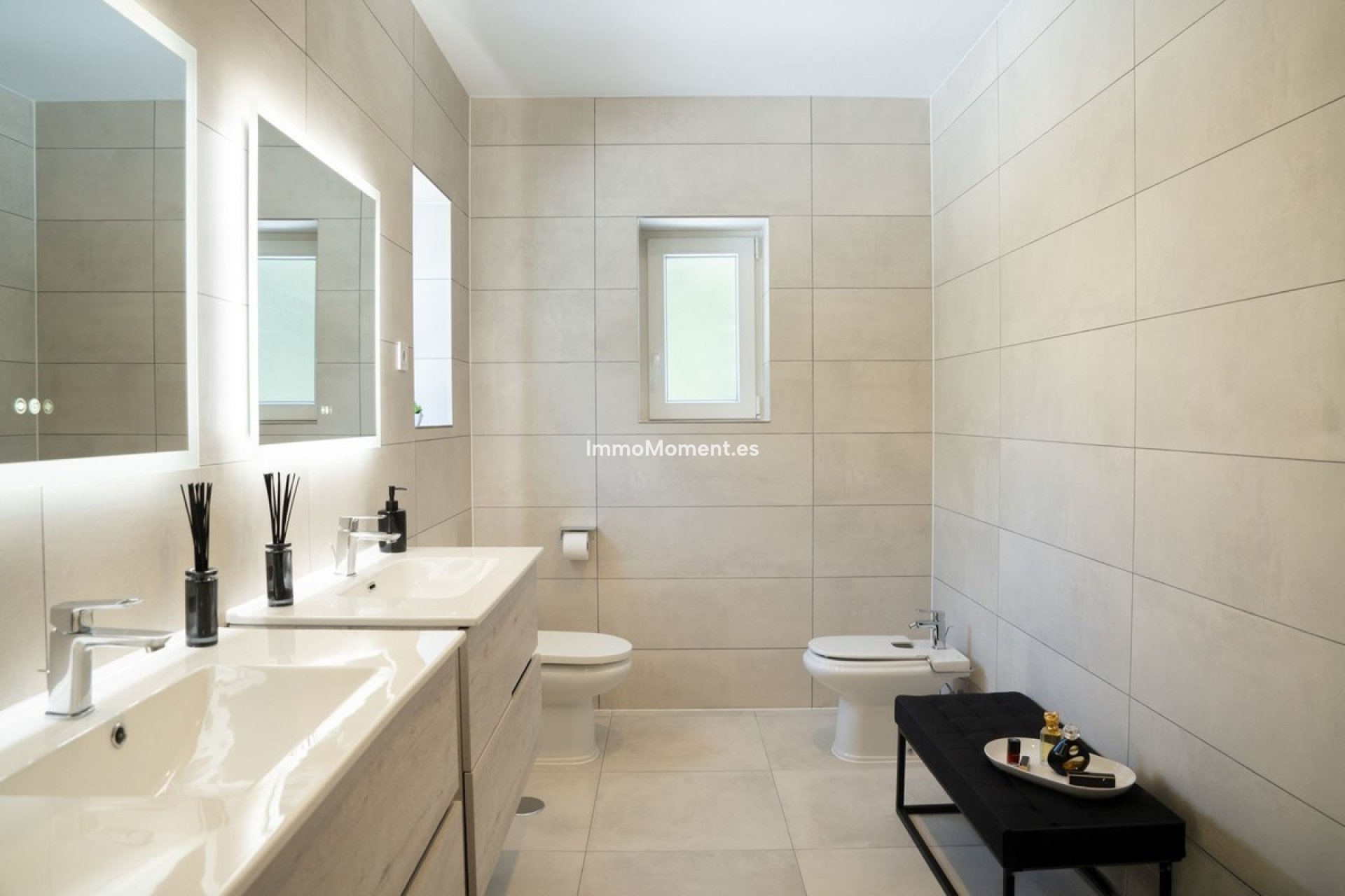 Resale - Detached villa - Estepona - Estepona Centro