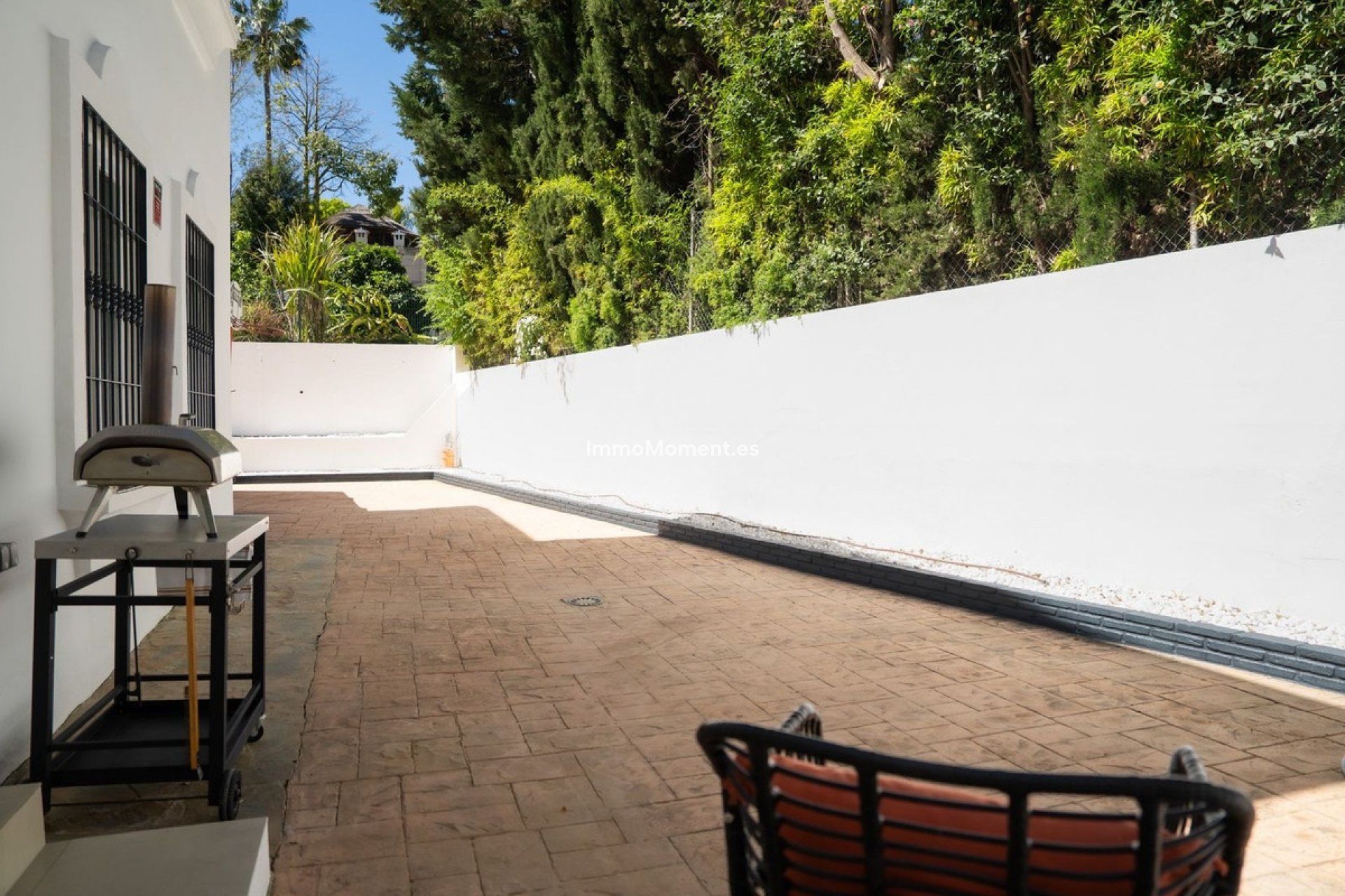 Resale - Detached villa - Estepona - Estepona Centro
