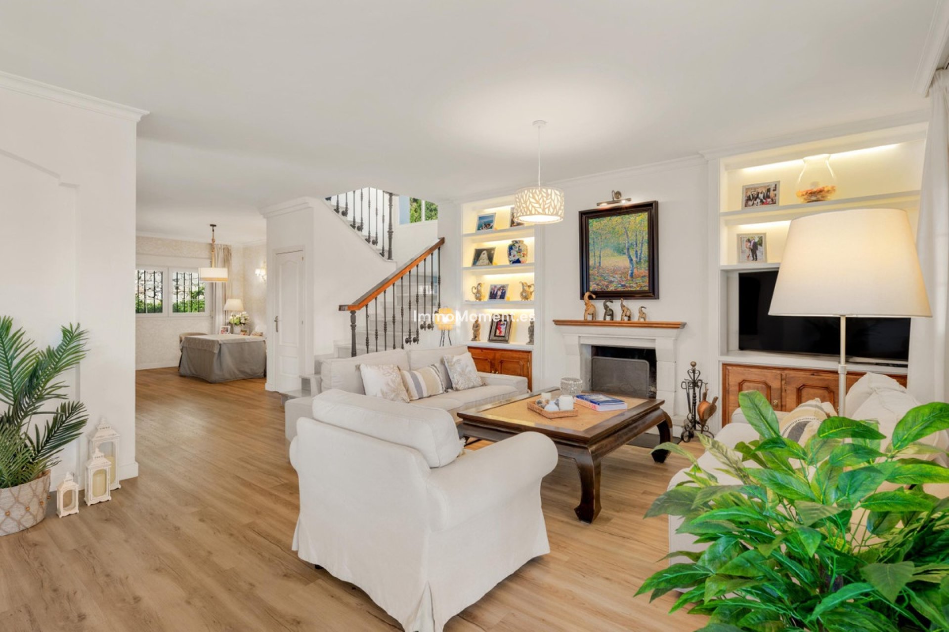 Resale - Detached villa - Estepona - Estepona Centro