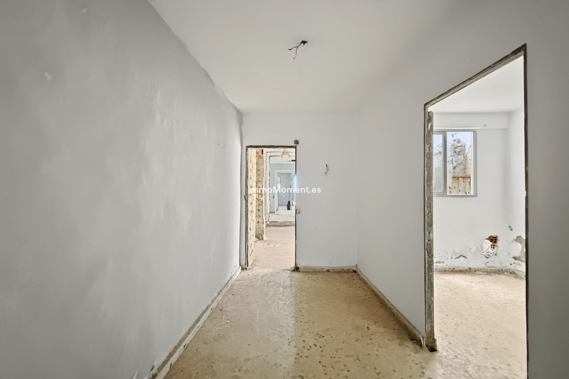 Resale - Detached villa - Estepona - Estepona Centro
