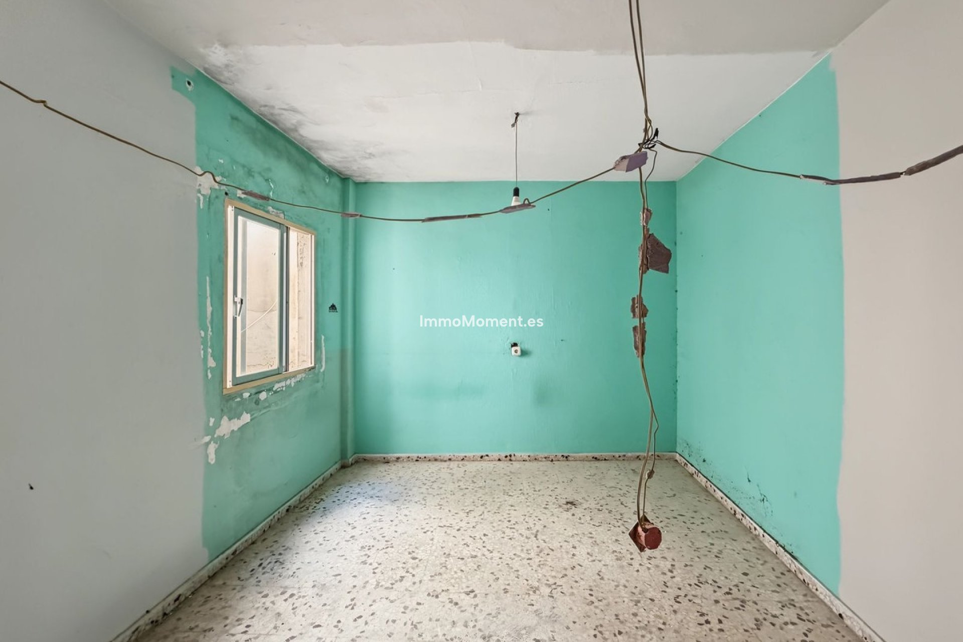 Resale - Detached villa - Estepona - Estepona Centro