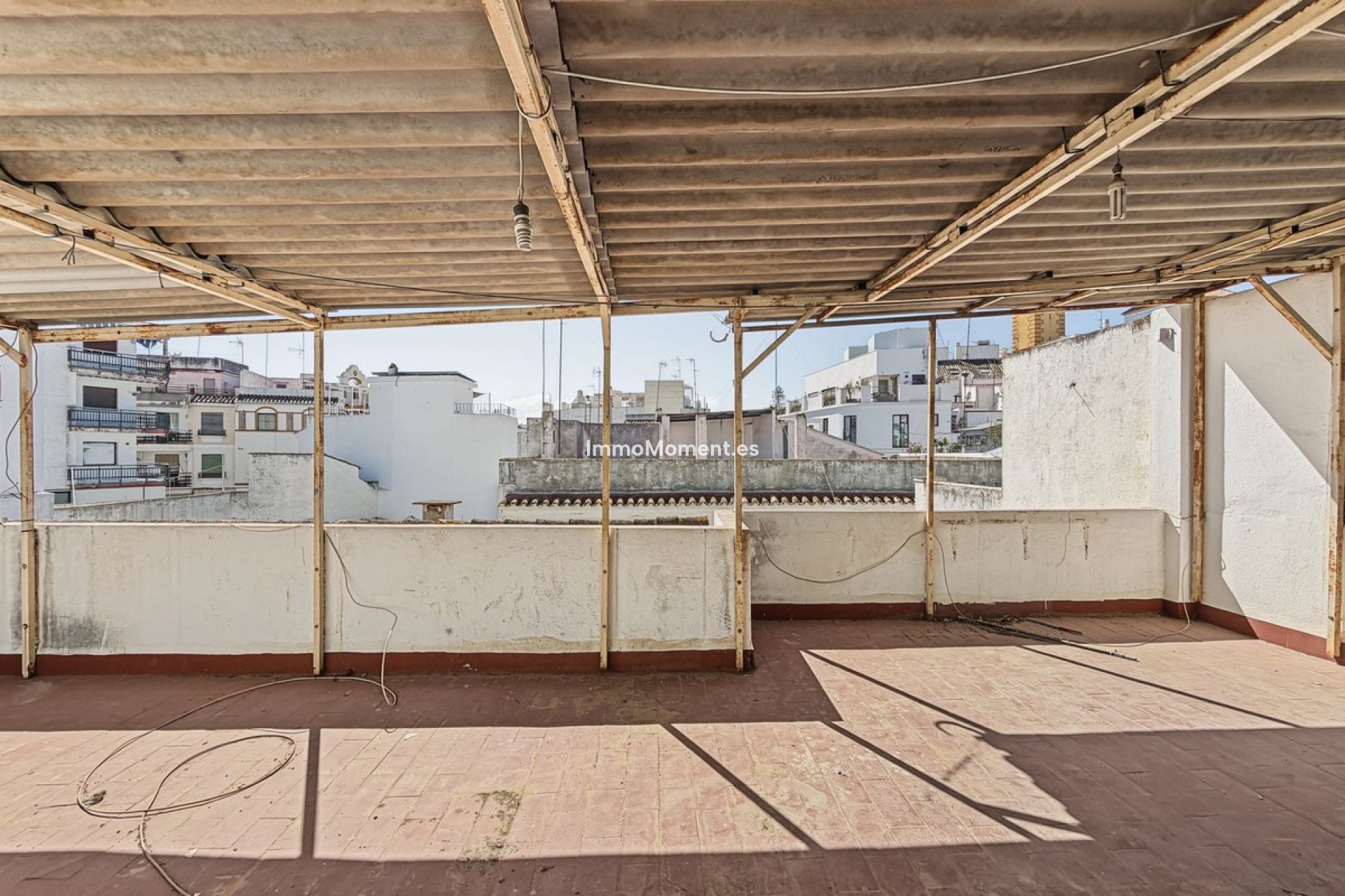 Resale - Detached villa - Estepona - Estepona Centro