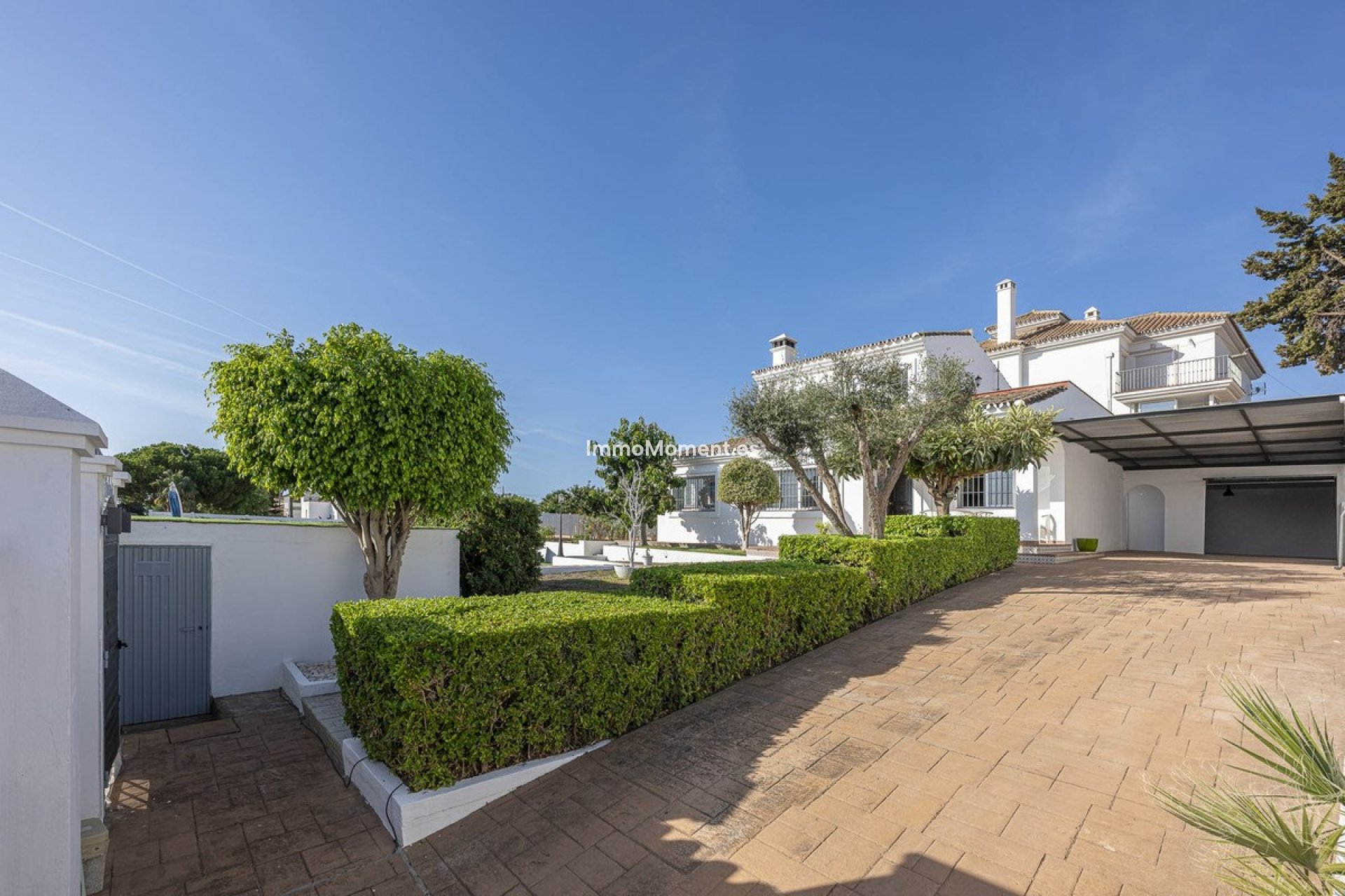 Resale - Detached villa - Estepona - Estepona Centro