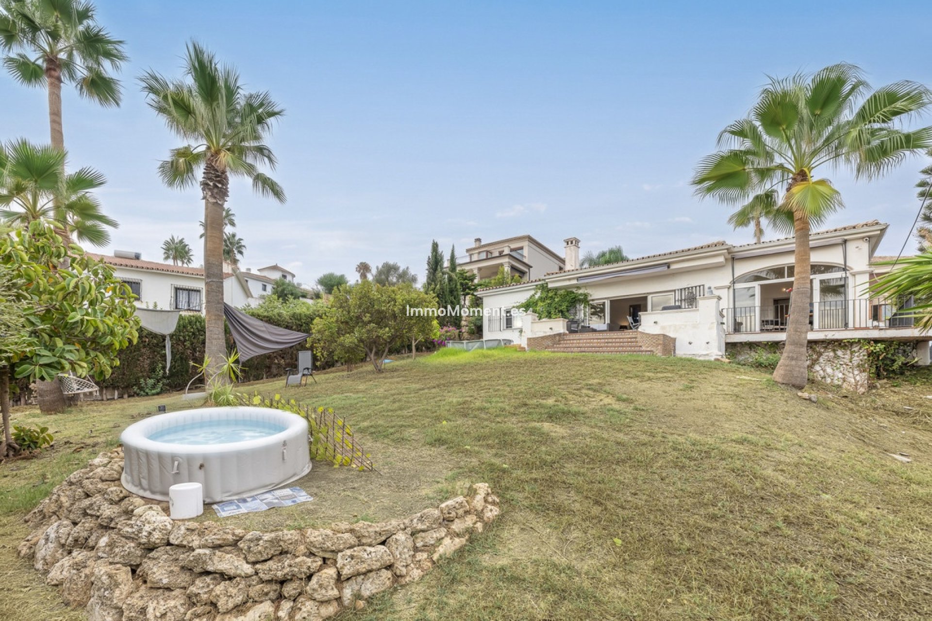 Resale - Detached villa - Estepona - Estepona Centro