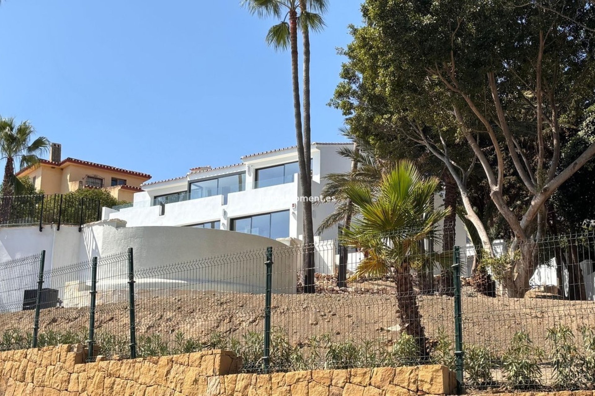 Resale - Detached villa - Estepona - Estepona Centro