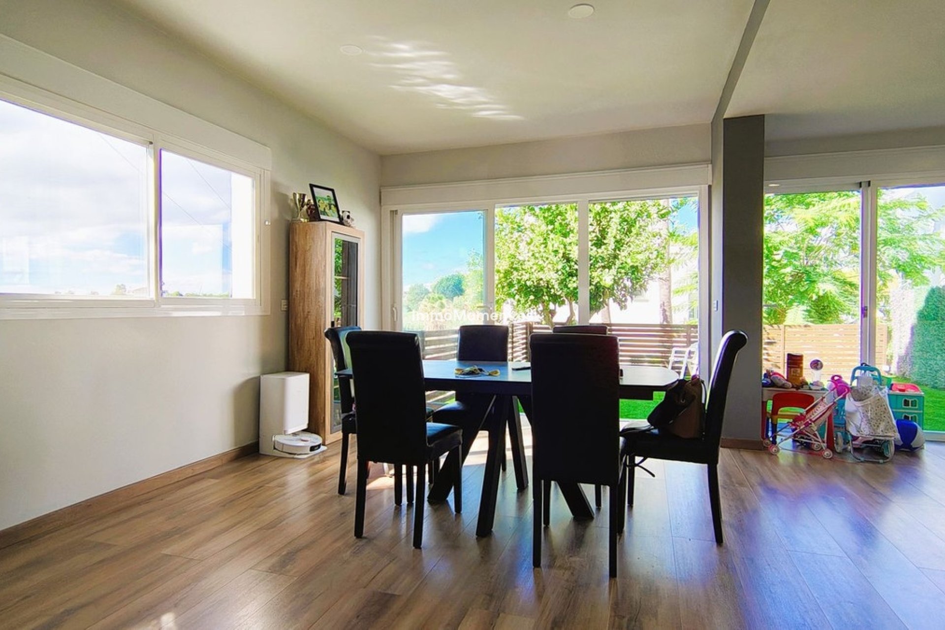 Resale - Detached villa - Estepona - Estepona Centro