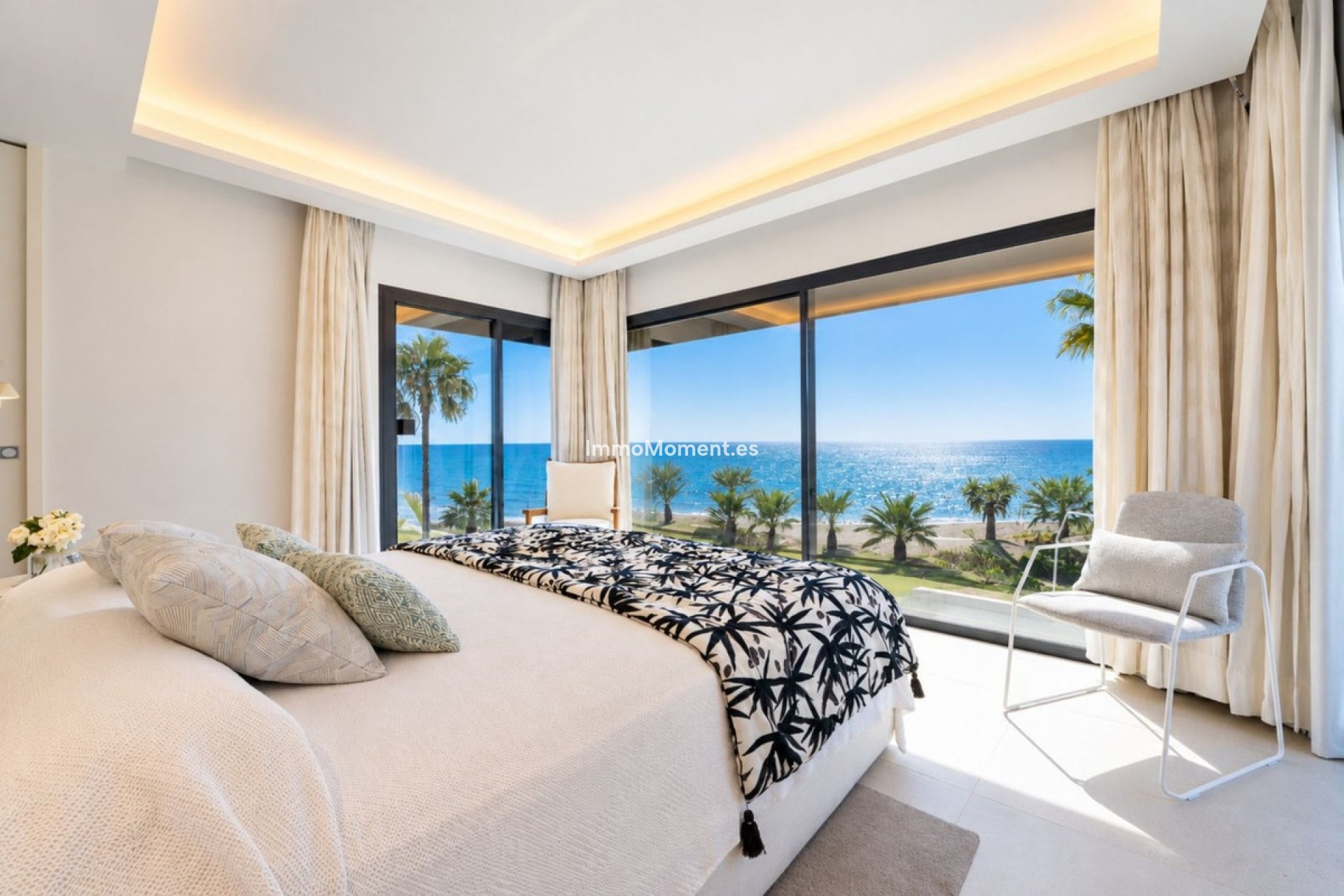 Resale - Detached villa - Estepona - Estepona Centro