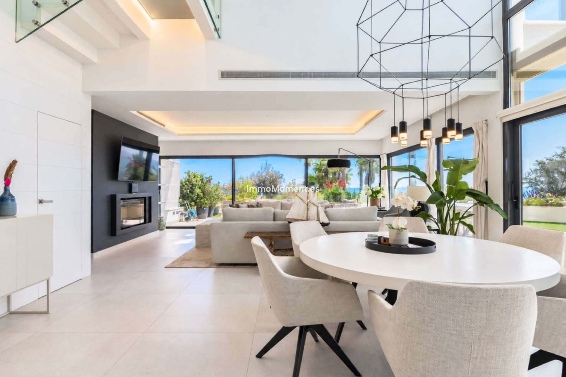 Resale - Detached villa - Estepona - Estepona Centro