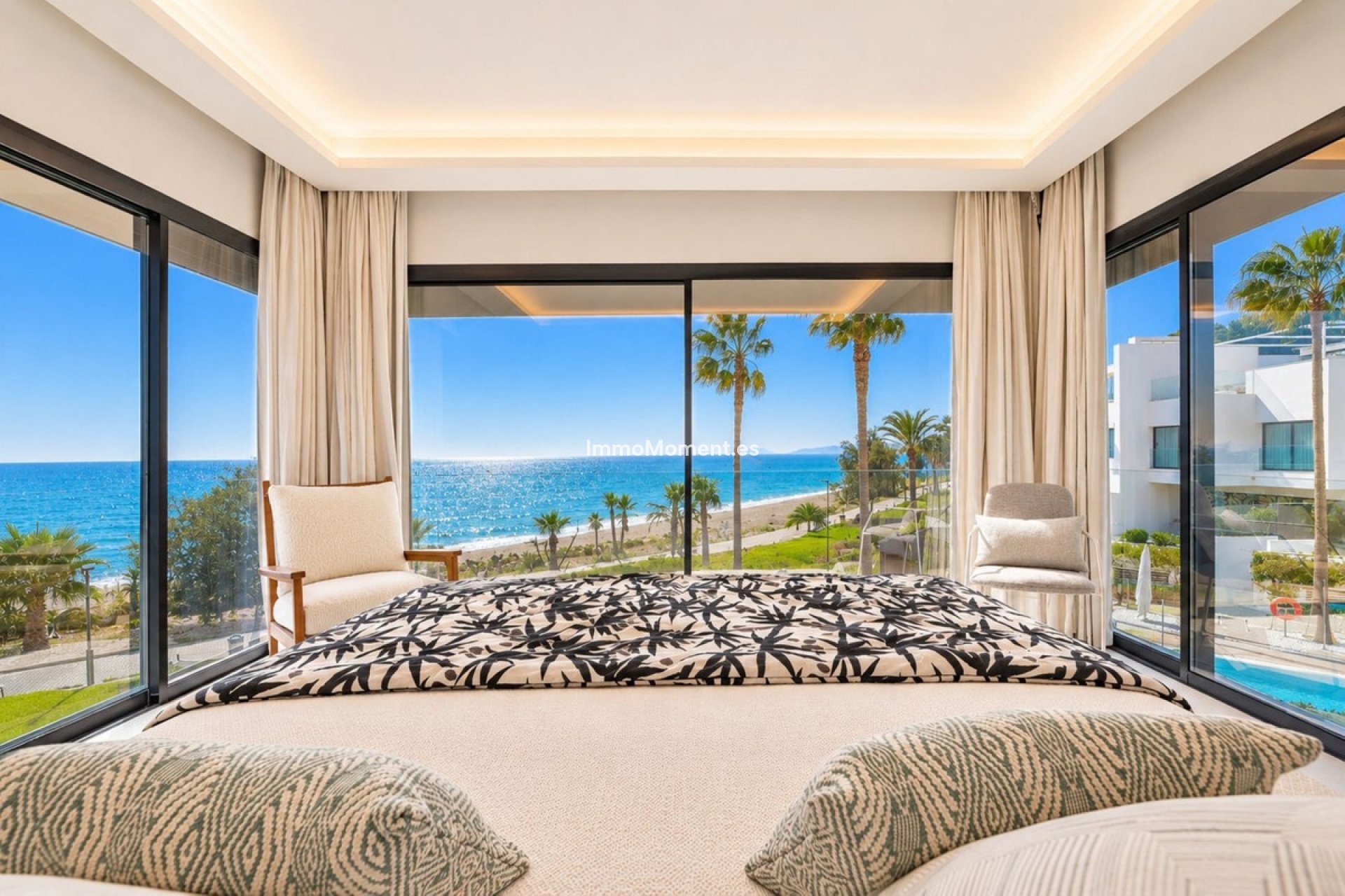 Resale - Detached villa - Estepona - Estepona Centro