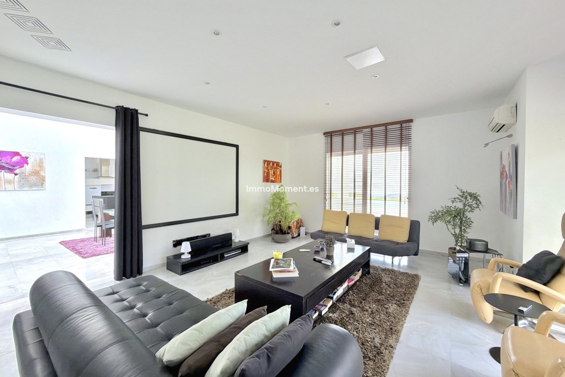 Resale - Detached villa - Estepona - Estepona Centro