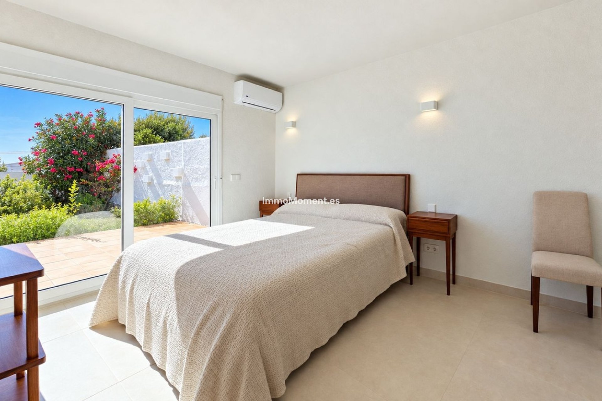 Resale - Detached villa - Estepona - Estepona Centro