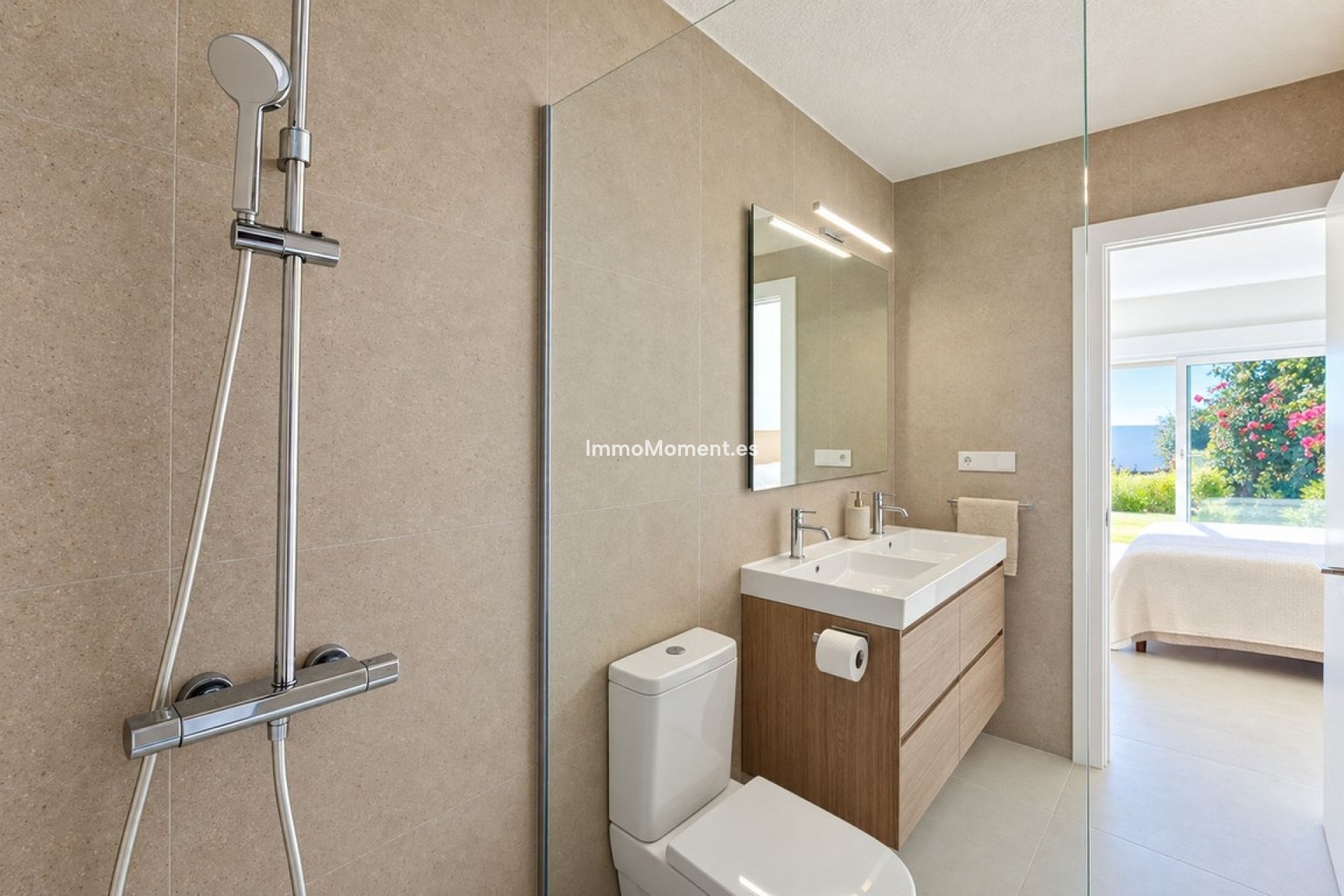 Resale - Detached villa - Estepona - Estepona Centro