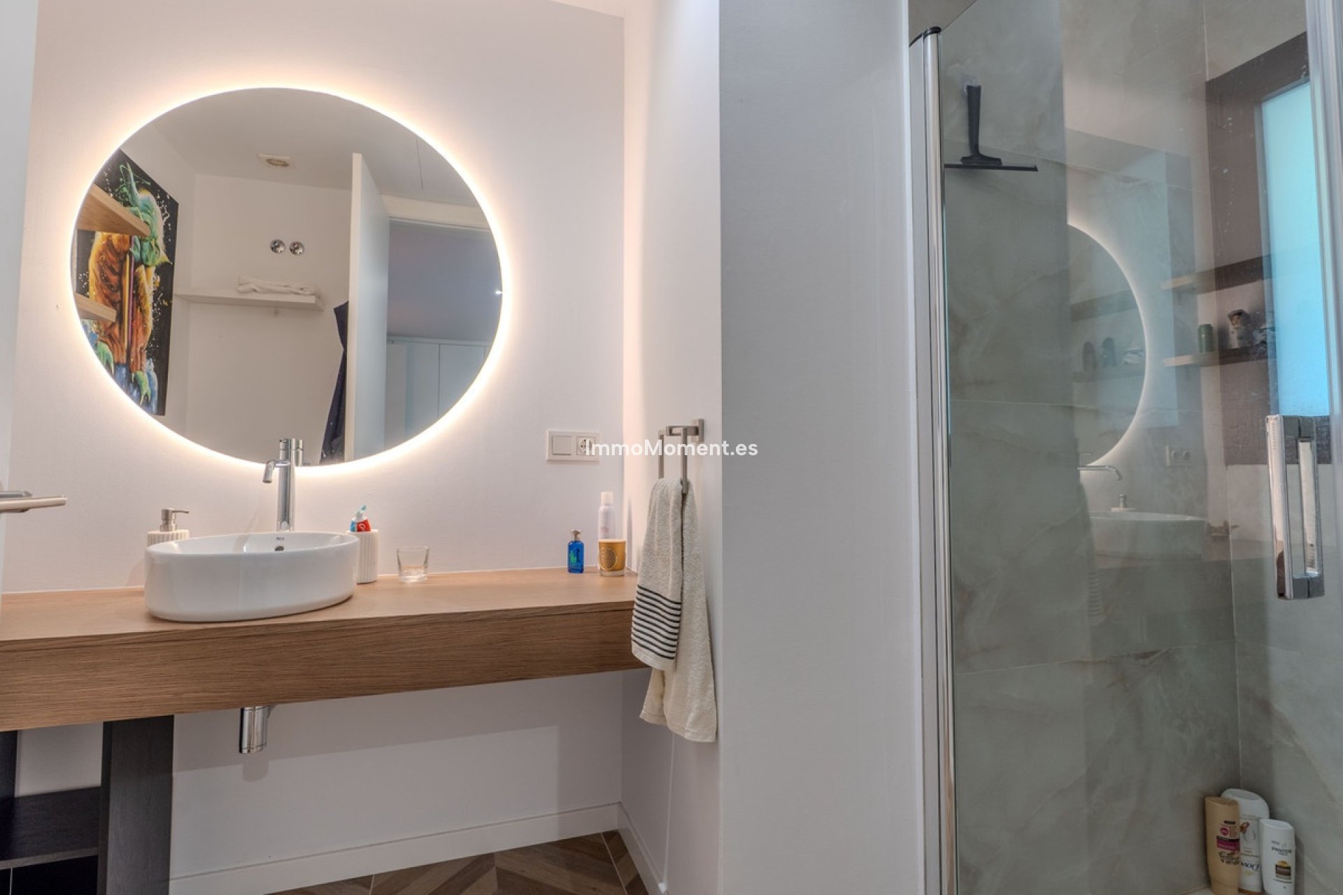 Resale - Detached villa - Estepona - Estepona Centro