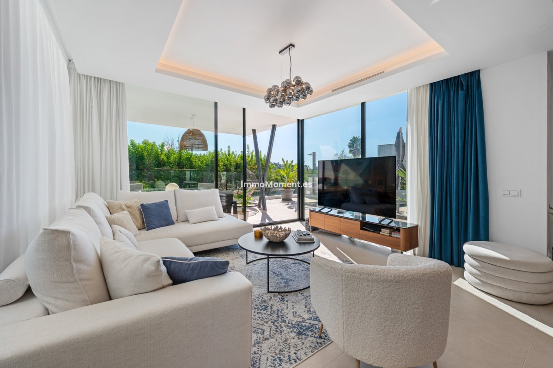 Resale - Detached villa - Estepona - Estepona Centro