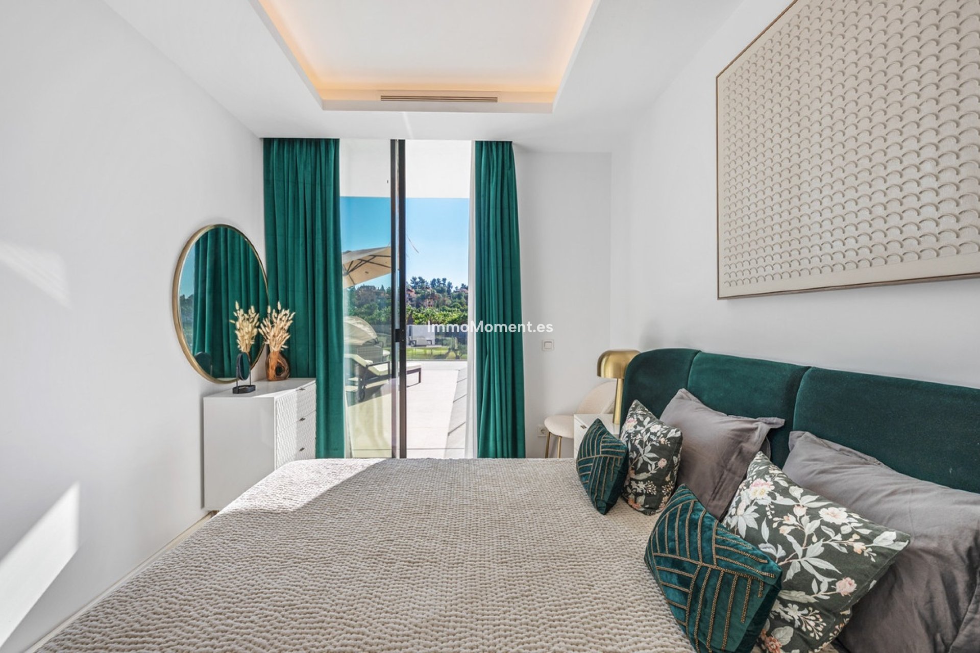 Resale - Detached villa - Estepona - Estepona Centro