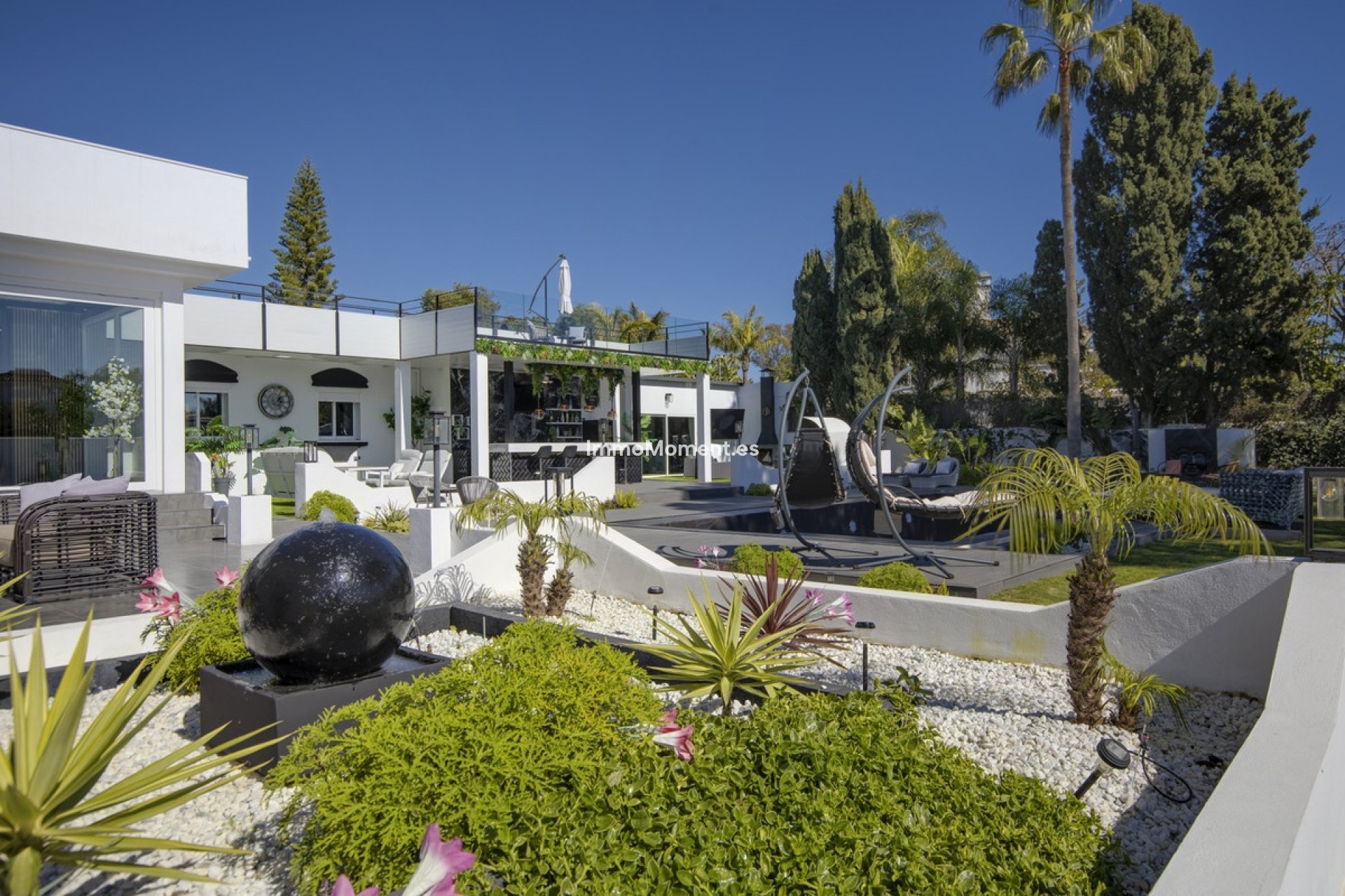 Resale - Detached villa - Estepona - Estepona Centro