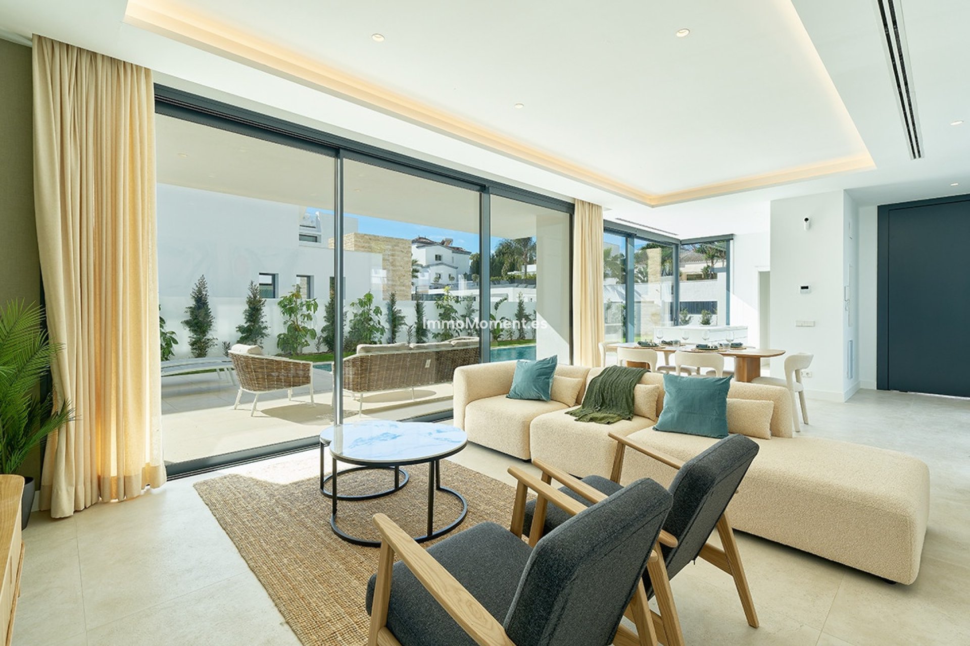 Resale - Detached villa - Estepona - Estepona Centro