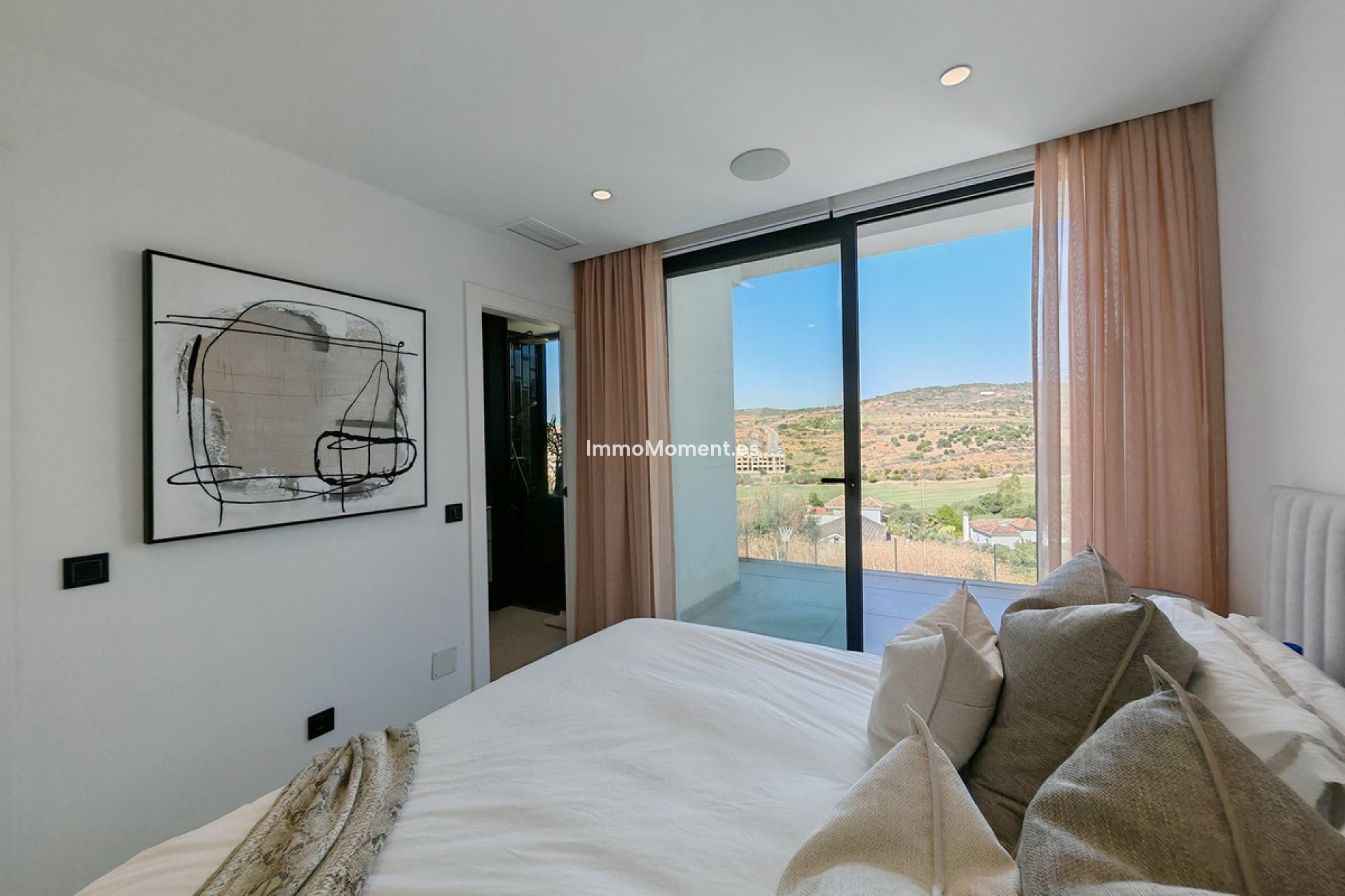 Resale - Detached villa - Estepona - Estepona Centro