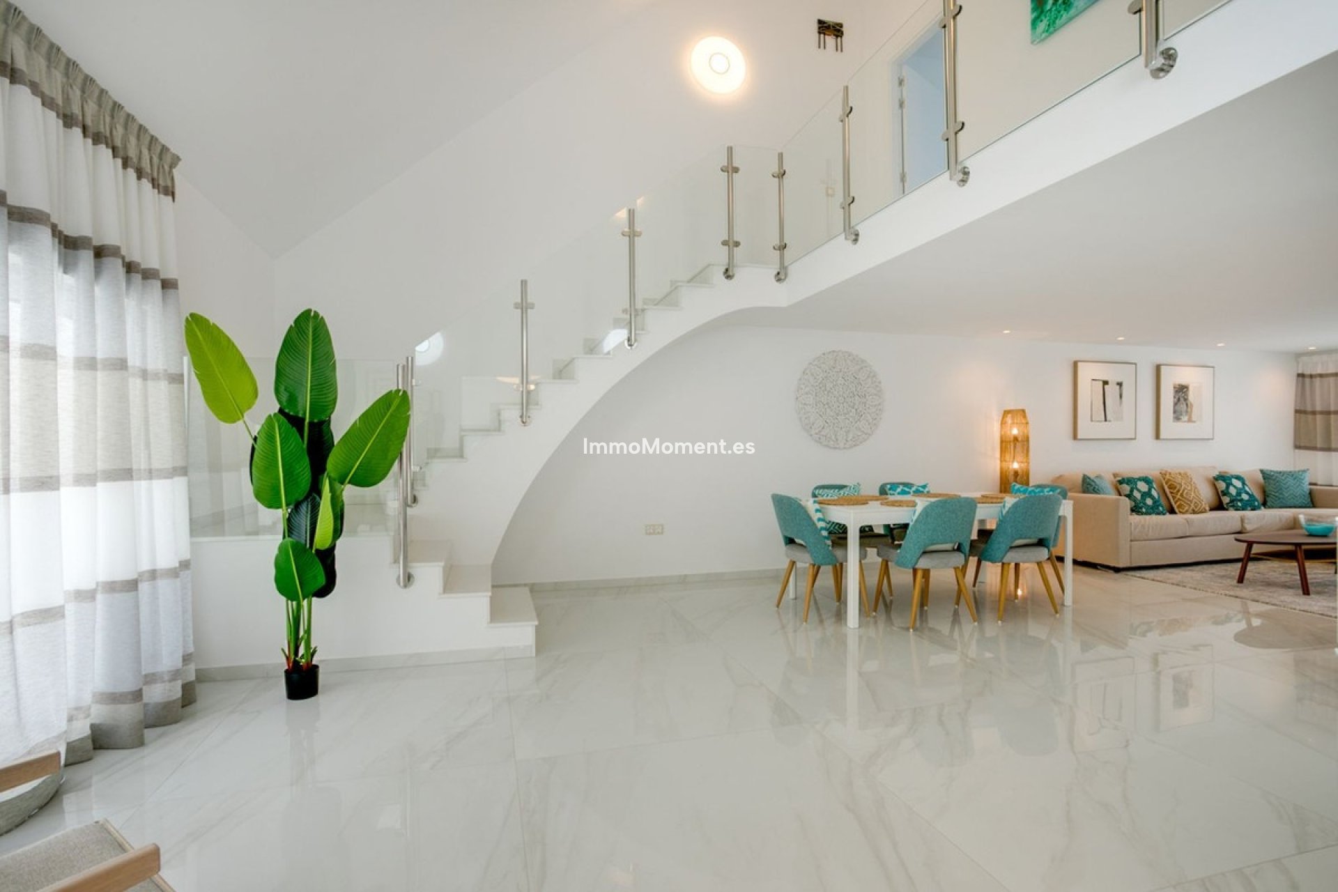 Resale - Detached villa - Estepona - Estepona Centro