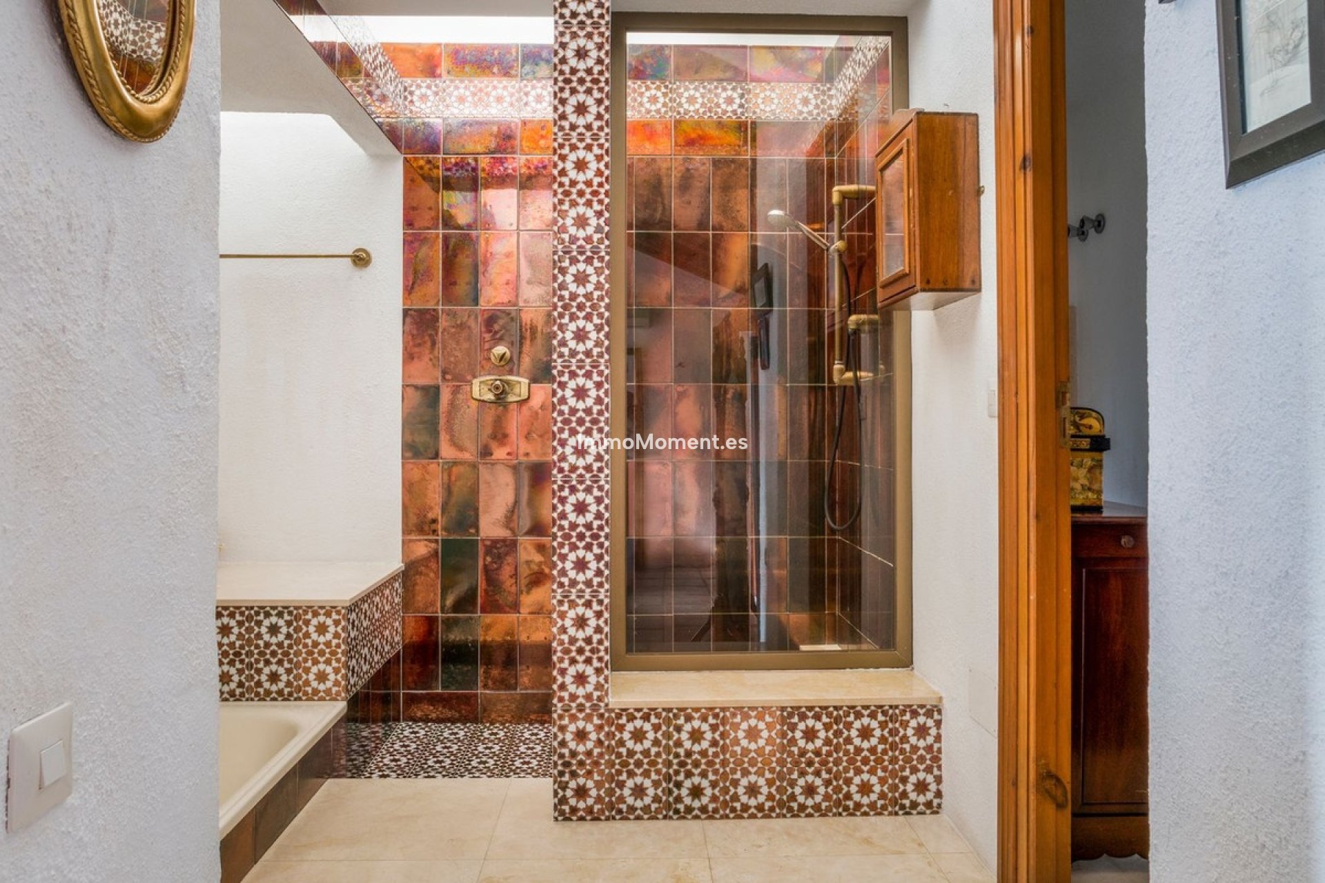 Resale - Detached villa - Estepona - Estepona Centro