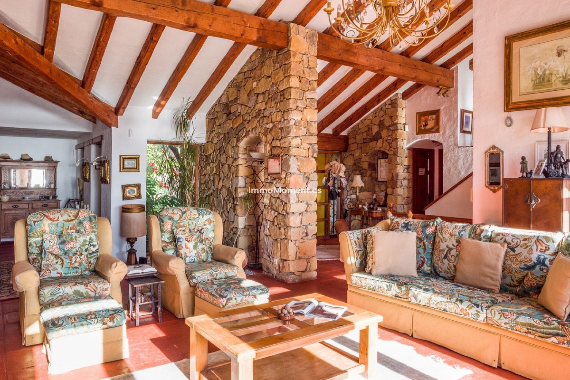 Resale - Detached villa - Estepona - Estepona Centro